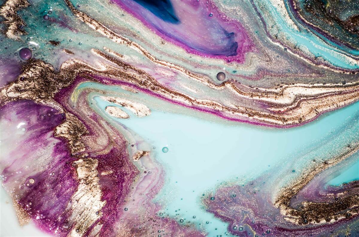 Papier peint liquides clairs et essentiels