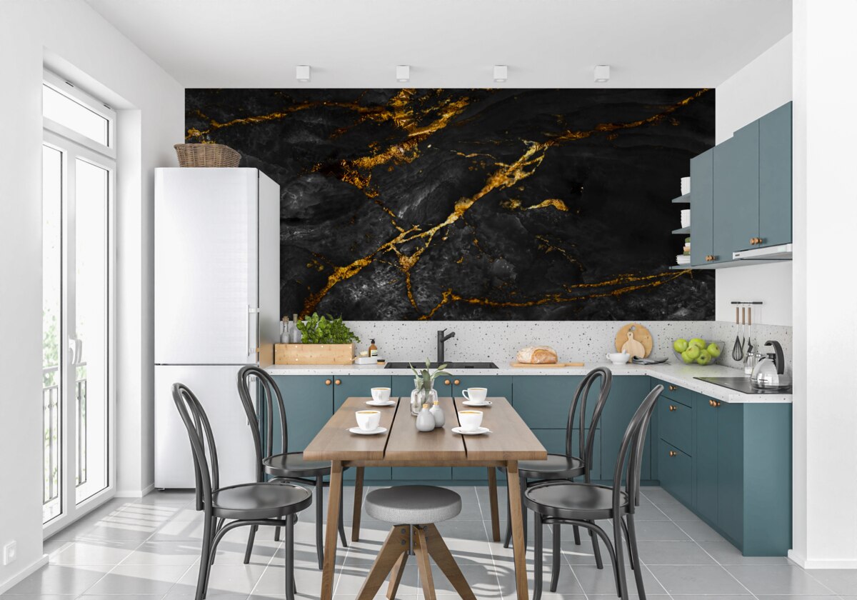 Papier peint marbre noir veiné d'or