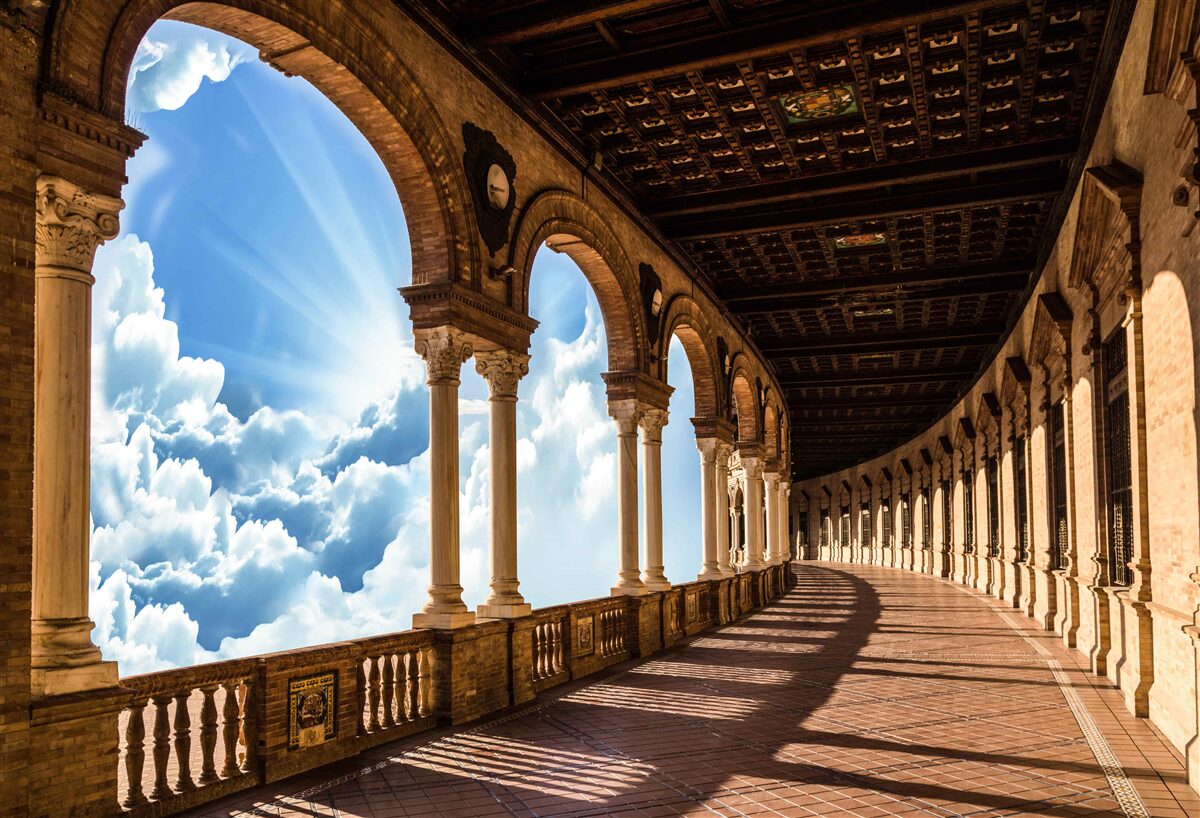 Papier peint rangée de colonnes infiniment haute