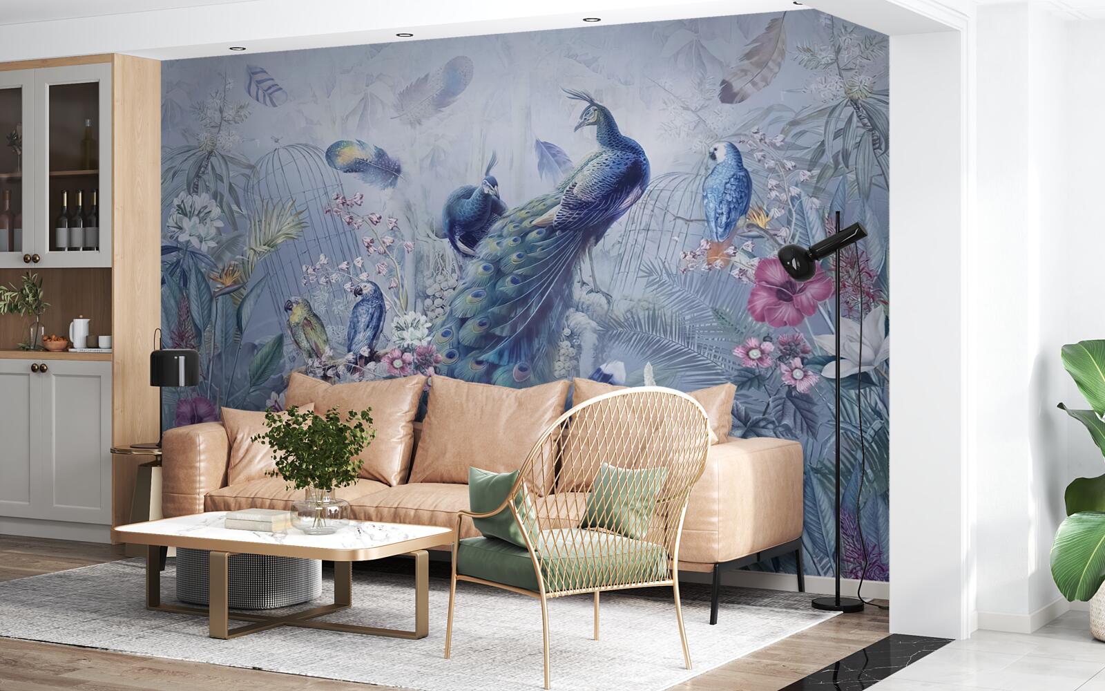 Papier peint perroquets et paons dans une émeute de fleurs dans le jardin