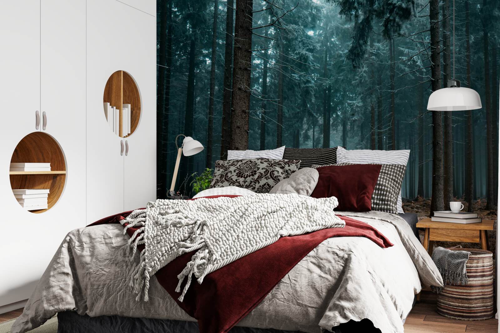 Papier peint sentier précieux dans la forêt dense et brumeuse