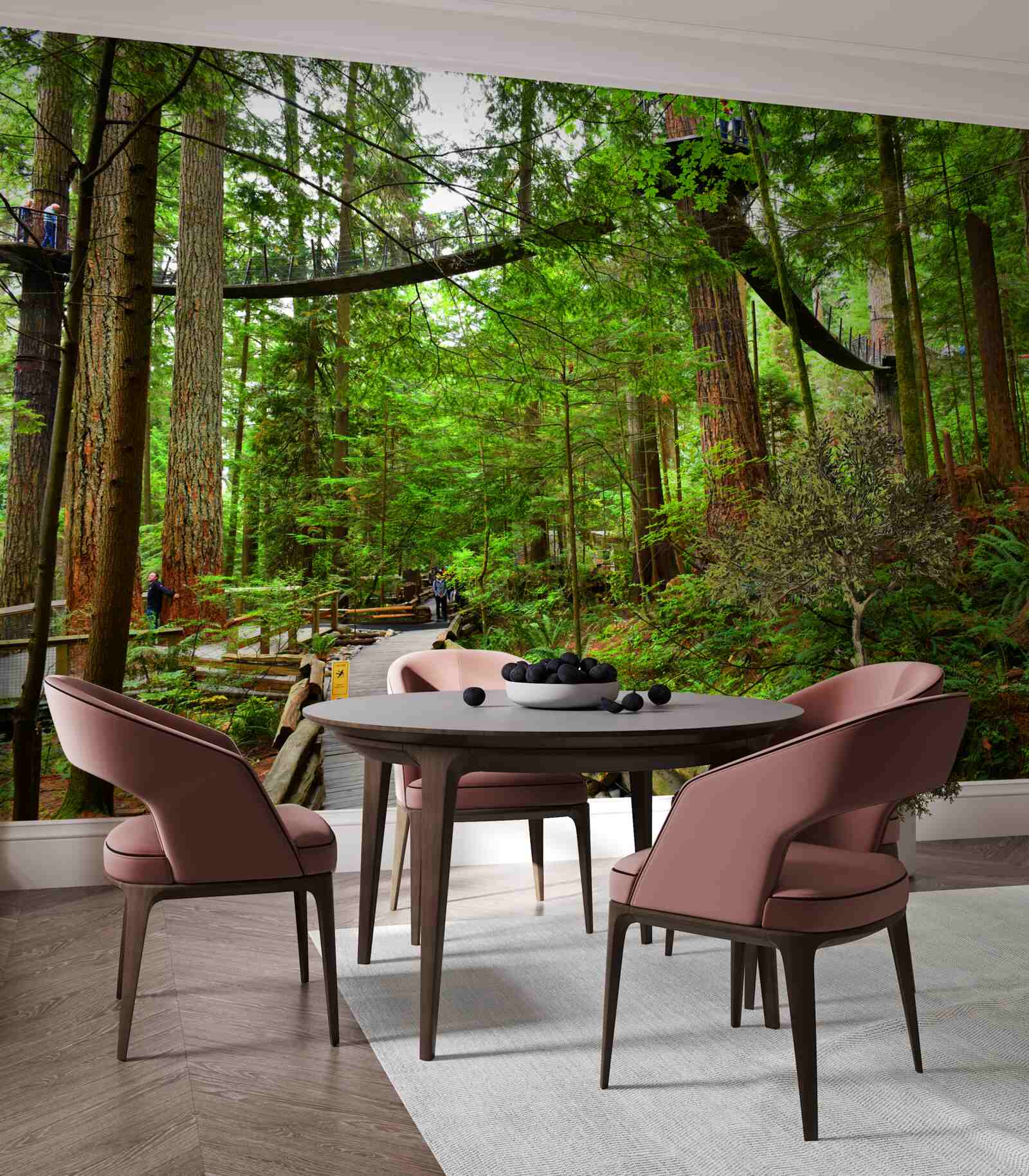 Papier peint pont touristique suspendu entouré de forêts