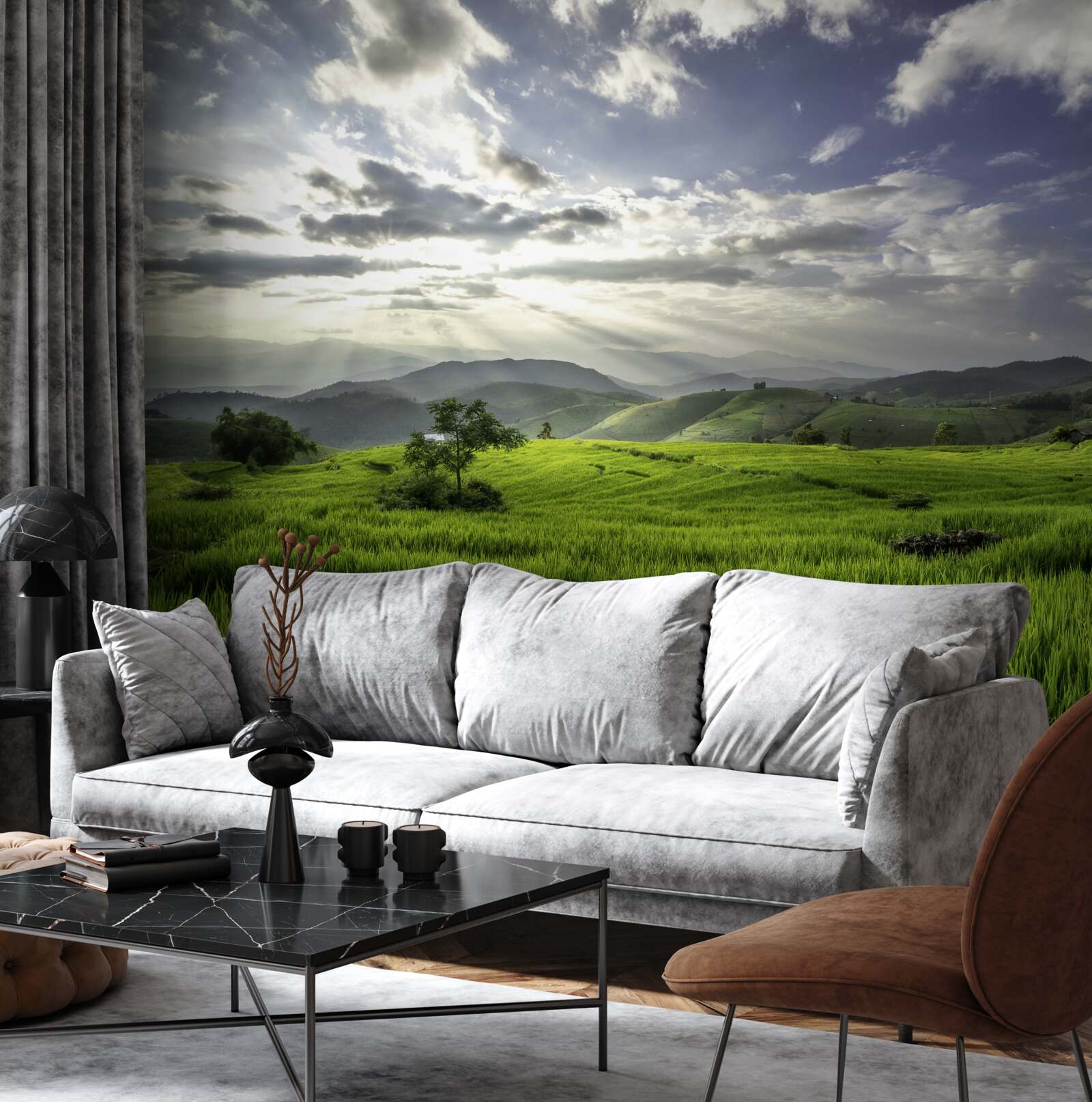 Papier peint une clairière immergée dans le vert des montagnes est illuminée par les rayons du soleil