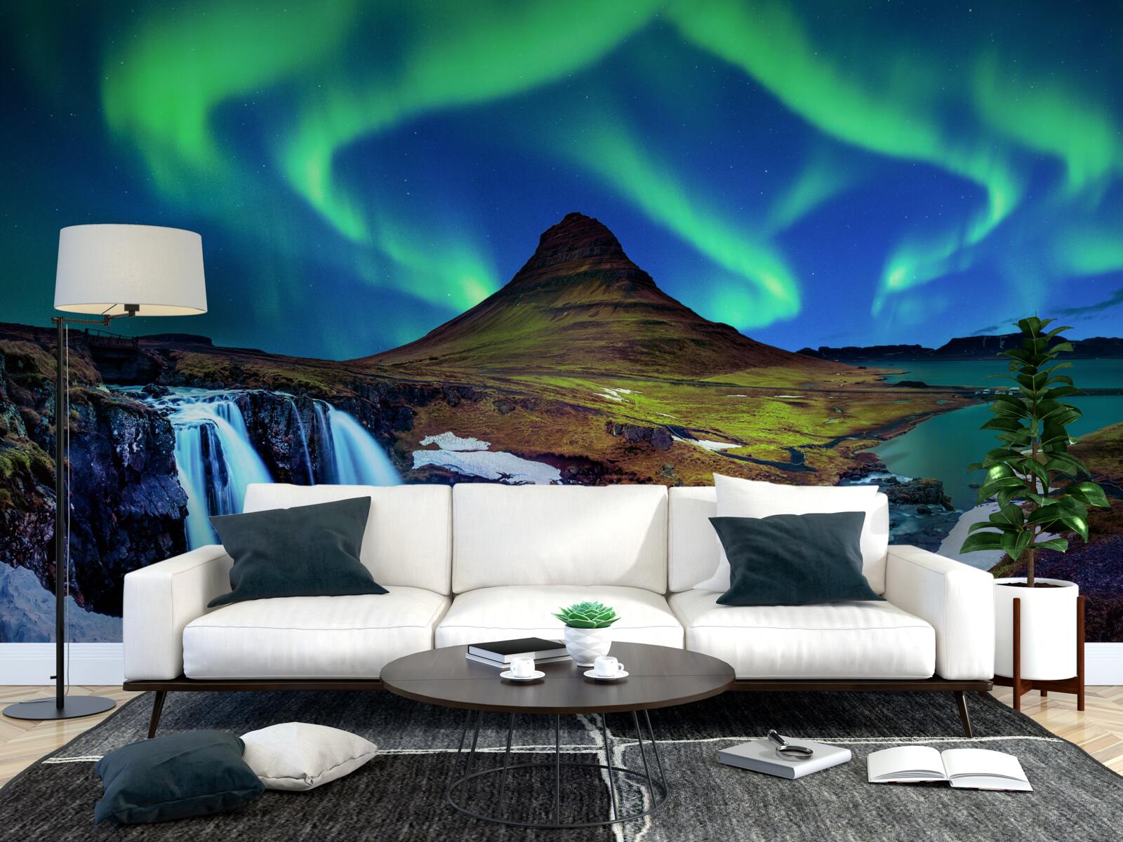 Papier peint Une chute d'eau présente de superbes aurores boréales