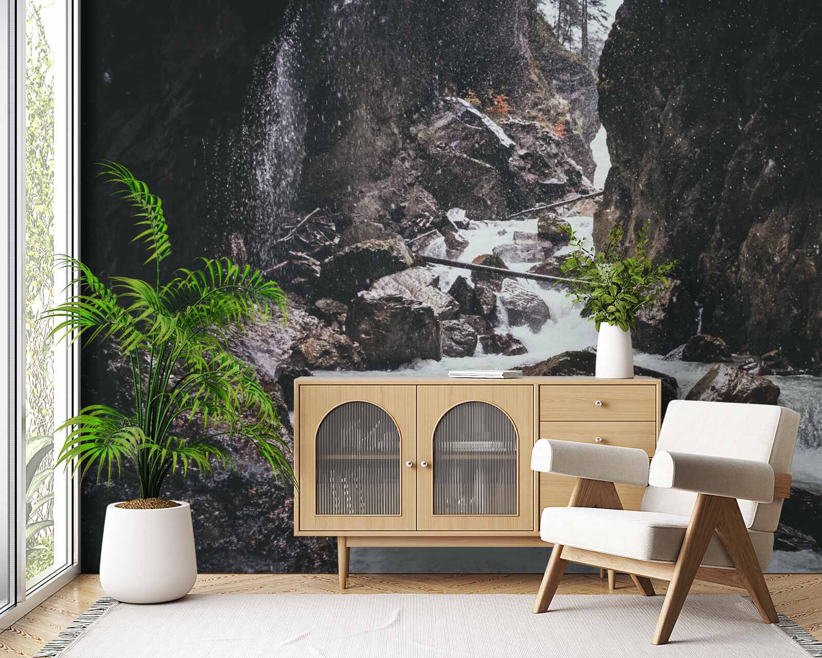 Papier peint entre les rochers se trouve une majestueuse cascade de montagne