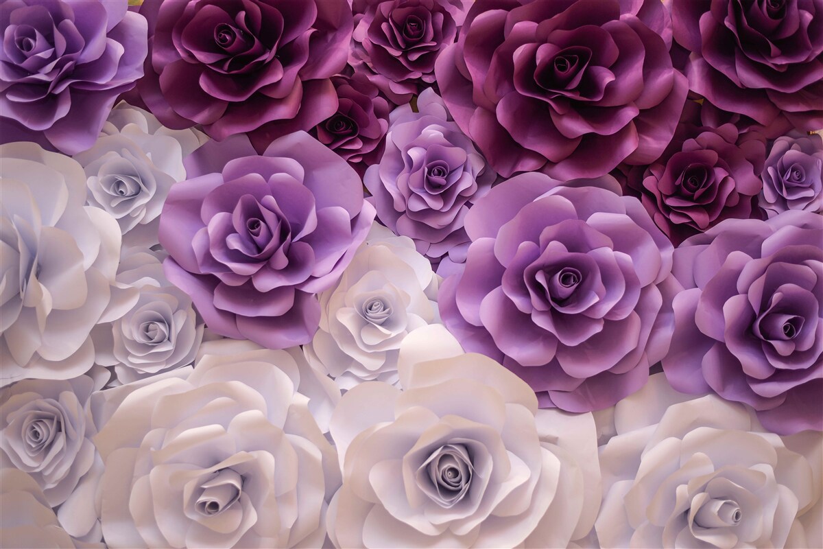 Papier peint composition en fleurs de soie