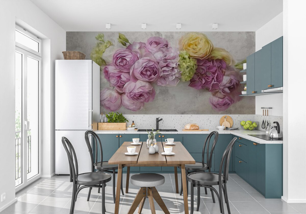 Papier peint composition avec des pivoines violettes