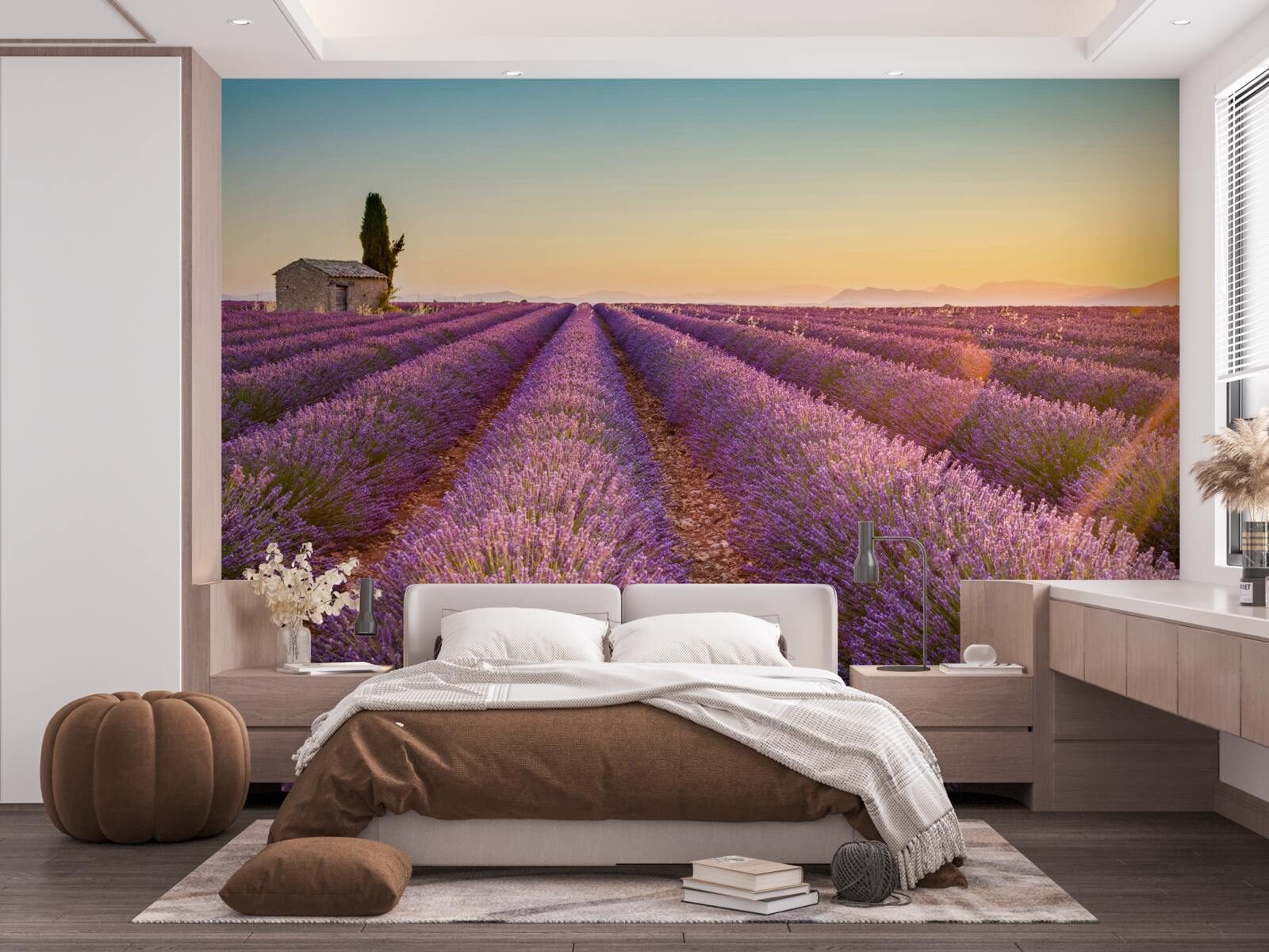 Papier peint L'aube s'est levée sur un champ de lavande