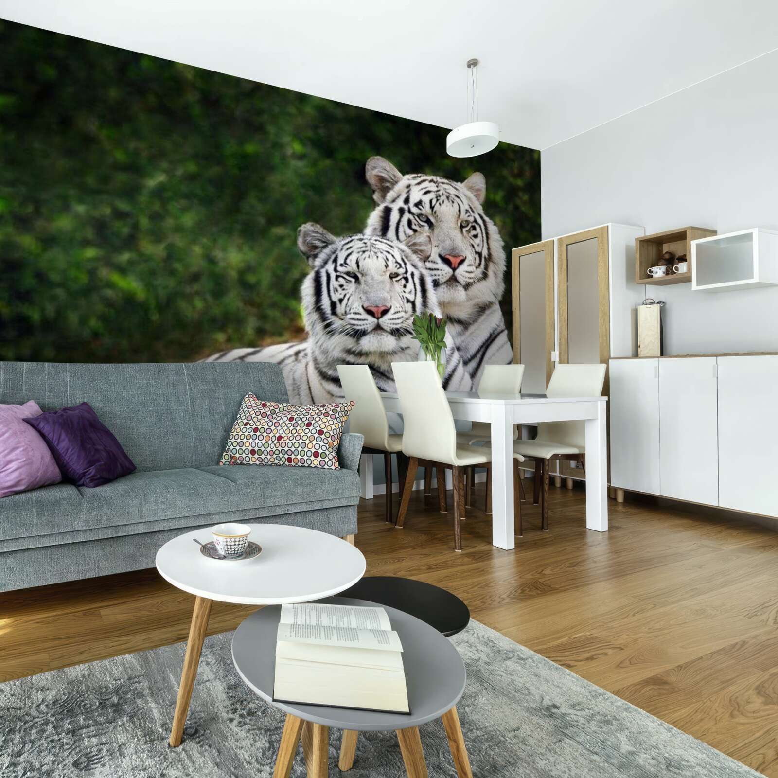 Papier peint dans la forêt vivent deux tigres blancs, mariés à des