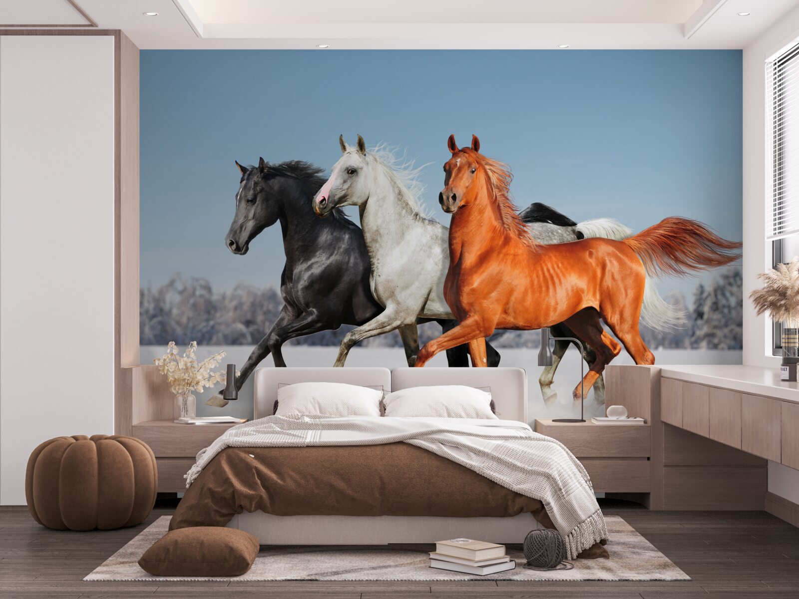 Papier peint trois chevaux au galop sur un sol enneigé
