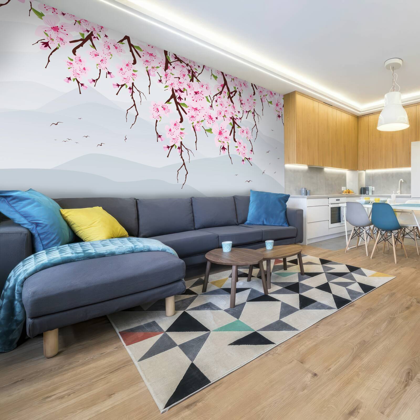 Papier peint sakura en fleurs devant un paysage de montagnes et d'eau