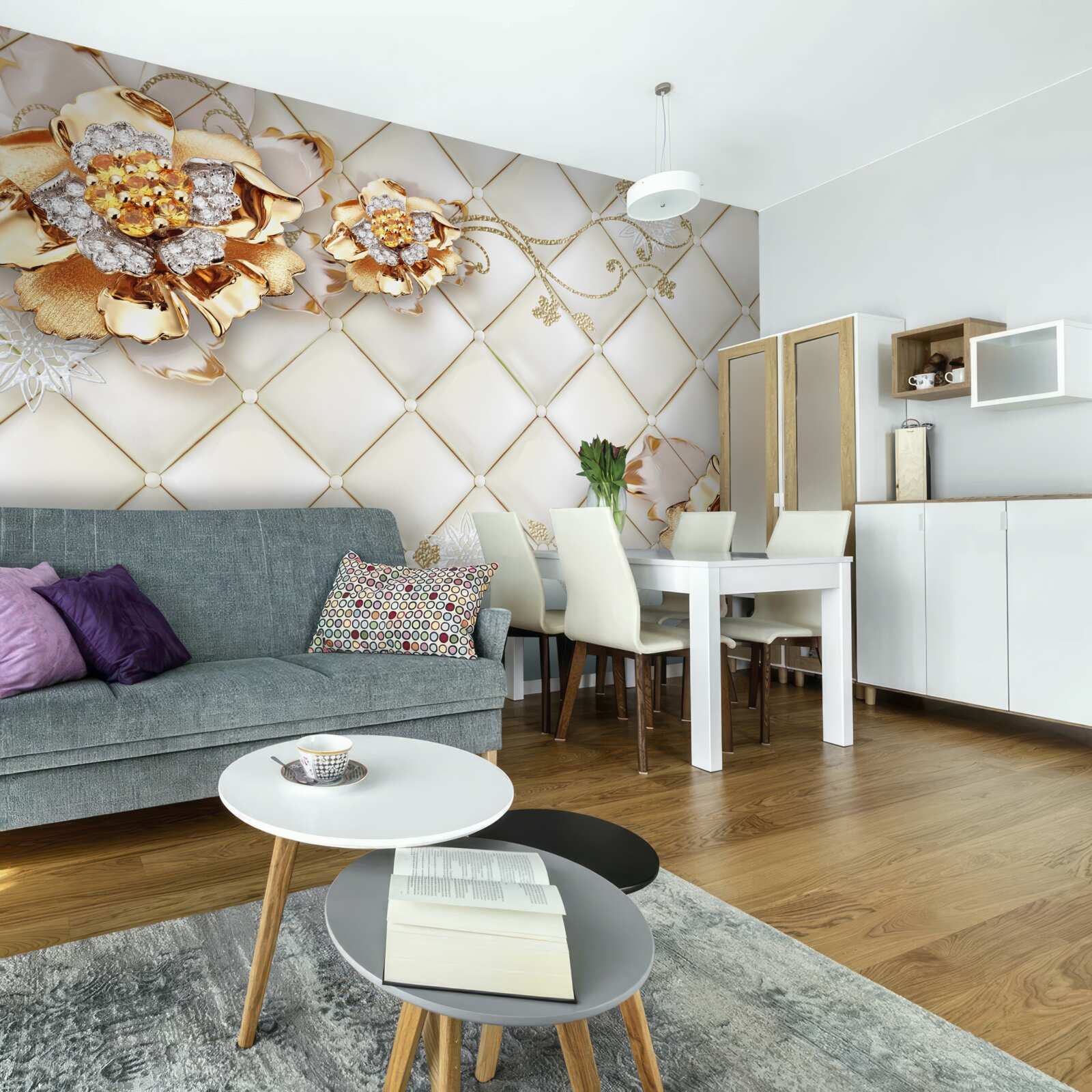 Papier peint boutons de fleurs avec perles, rappelant l'or