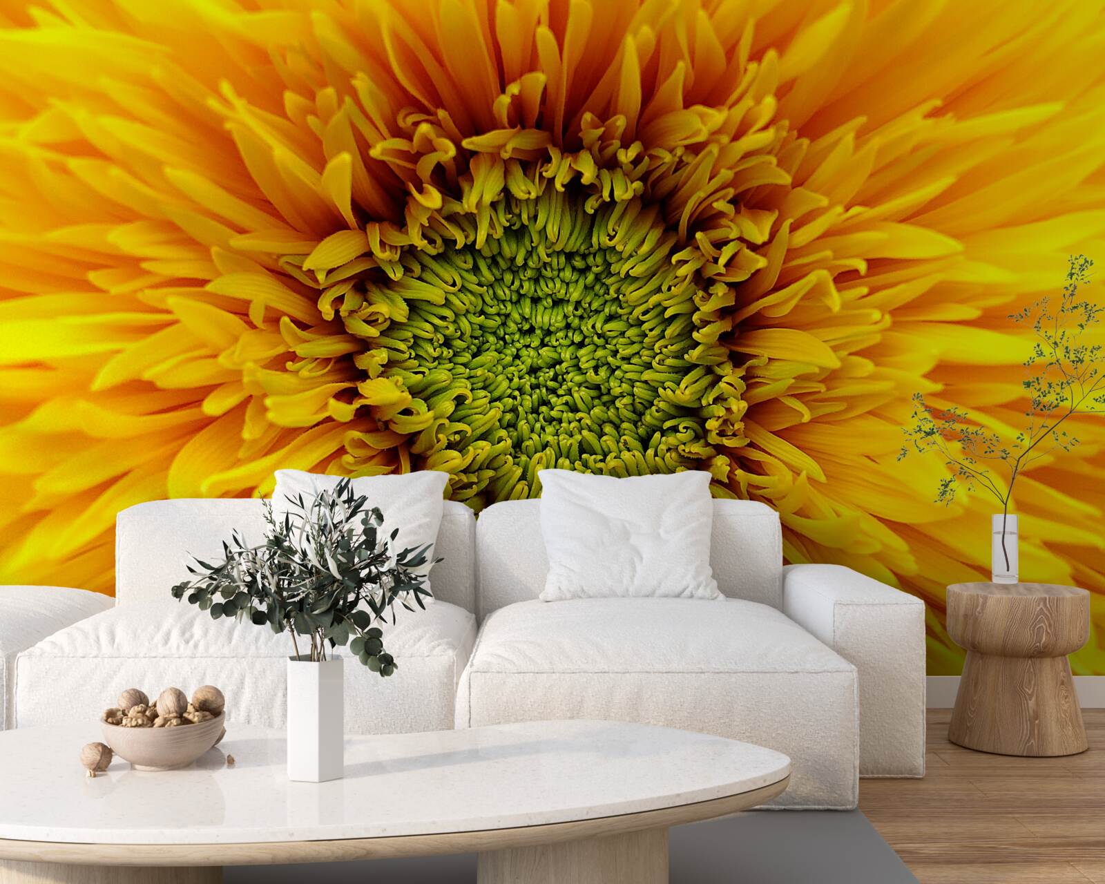 Papier peint fleur au centre vert, peinte en jaune vif