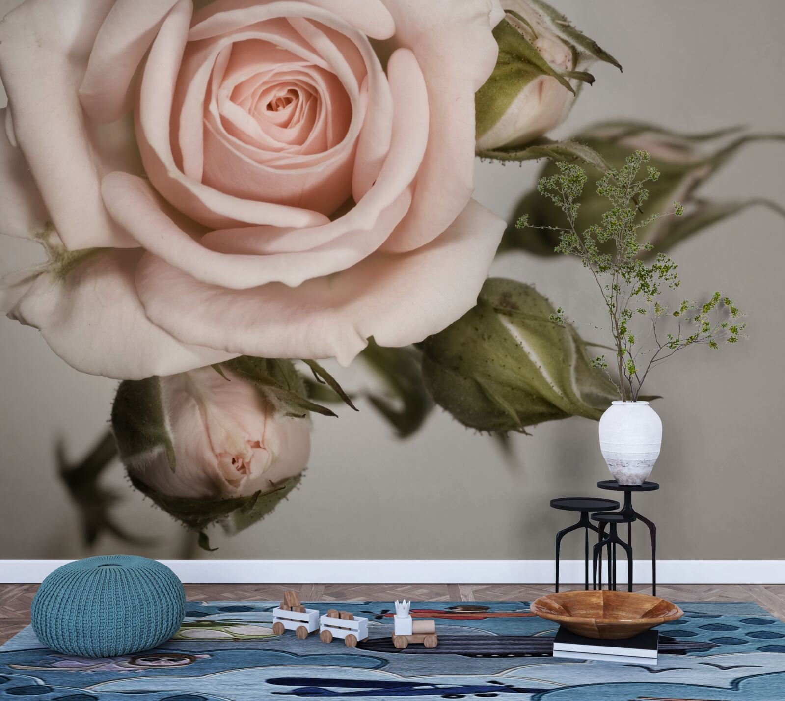 Papier peint une rose dans les tons de rose poudré et ses boutons de fleurs