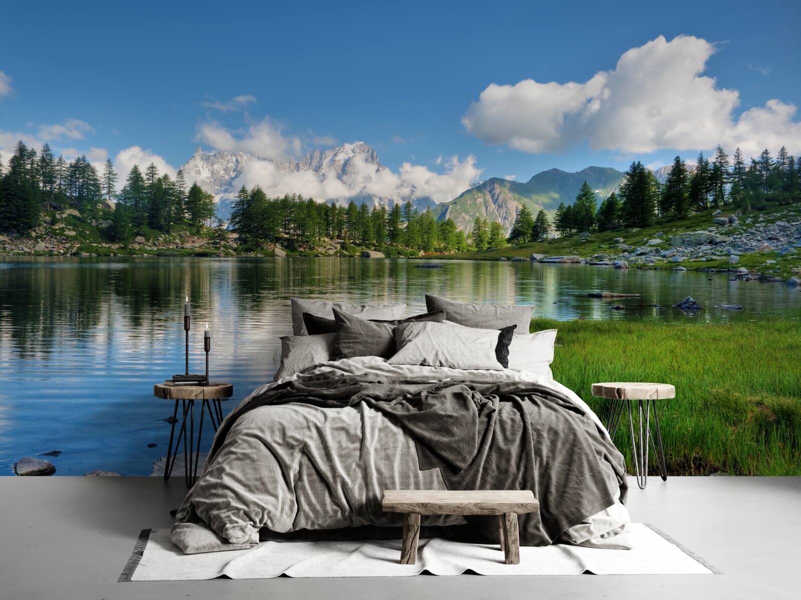 Papier peint un goût d'été d'une rivière de montagne paisible