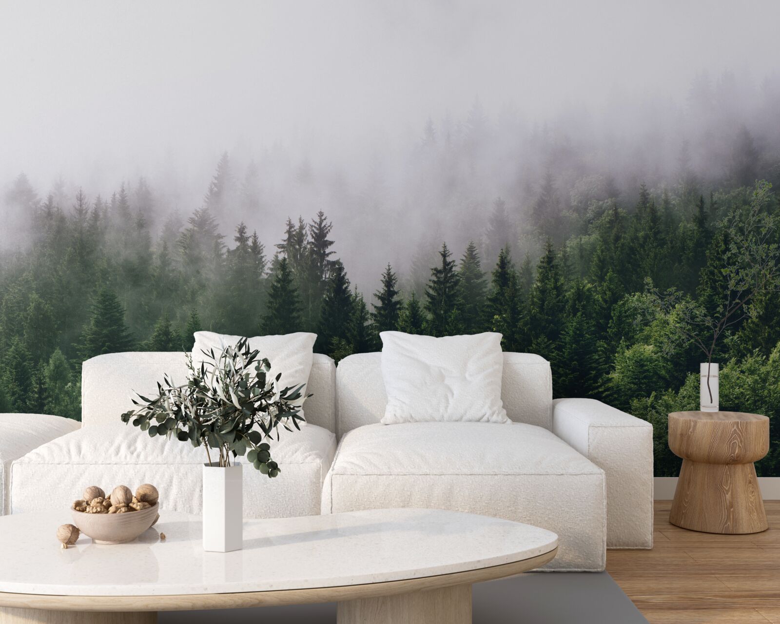 Papier peint la forêt de montagne est enveloppée de brume