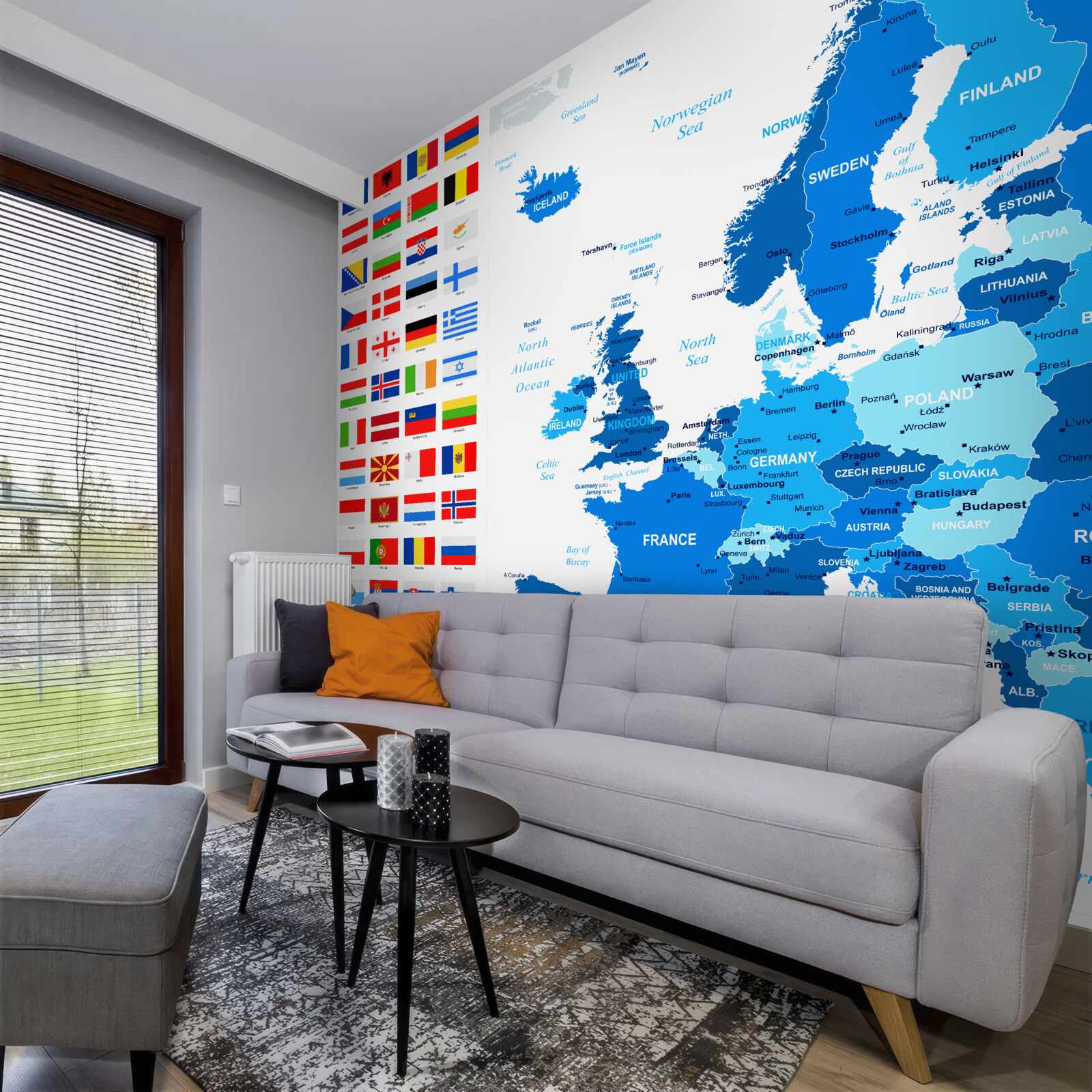 Papier peint carte de l'europe avec les drapeaux des pays