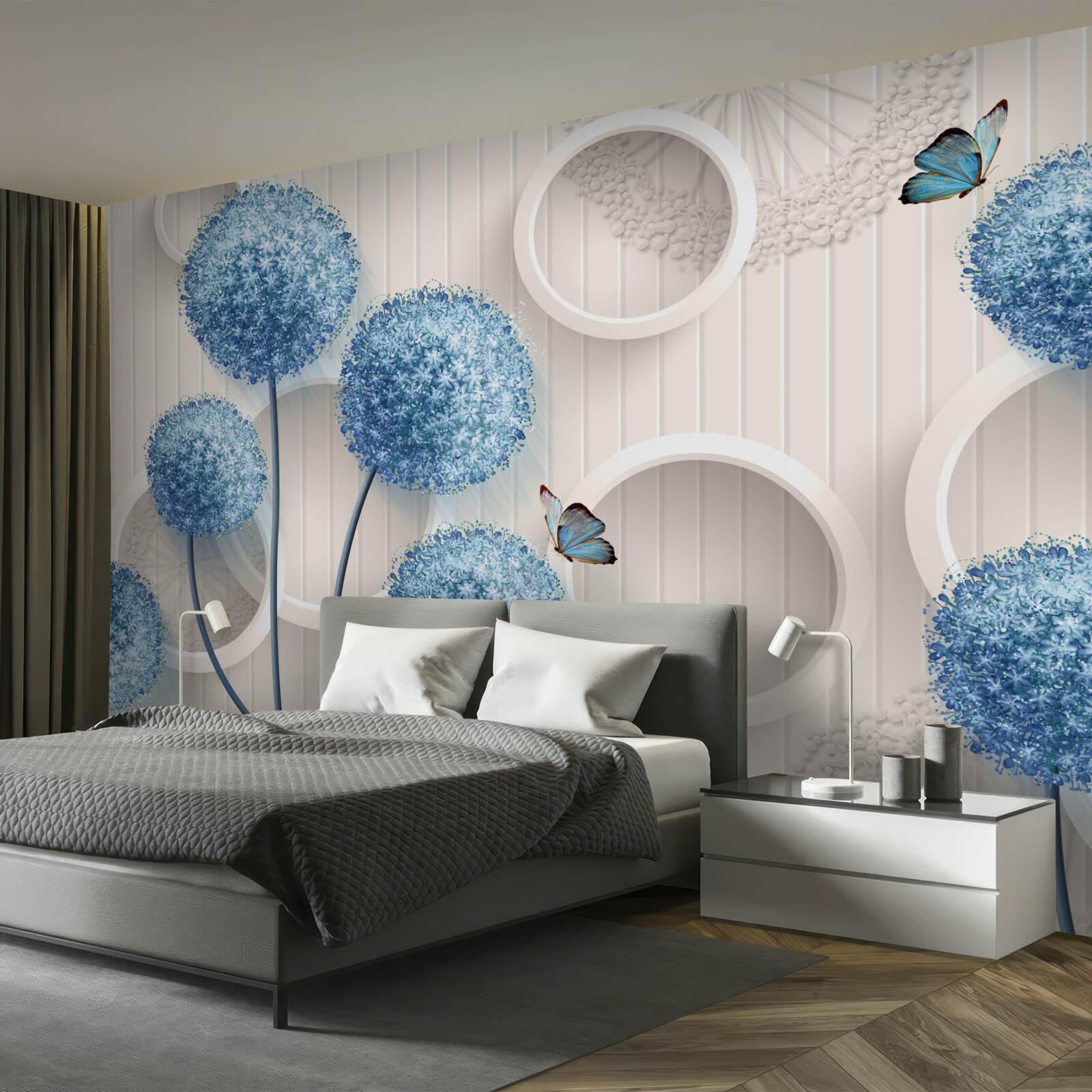 Papier peint des papillons et des fleurs bleues sont représentés sur un fond blanc