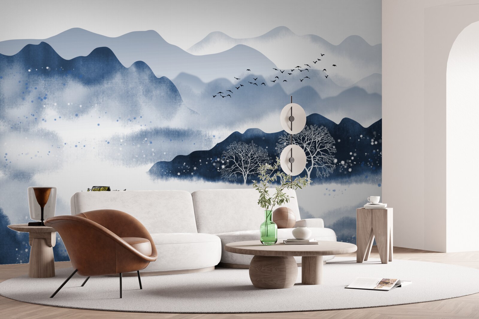 Papier peint un pêcheur à la ligne nage lentement le long d'un réservoir de montagne tranquille