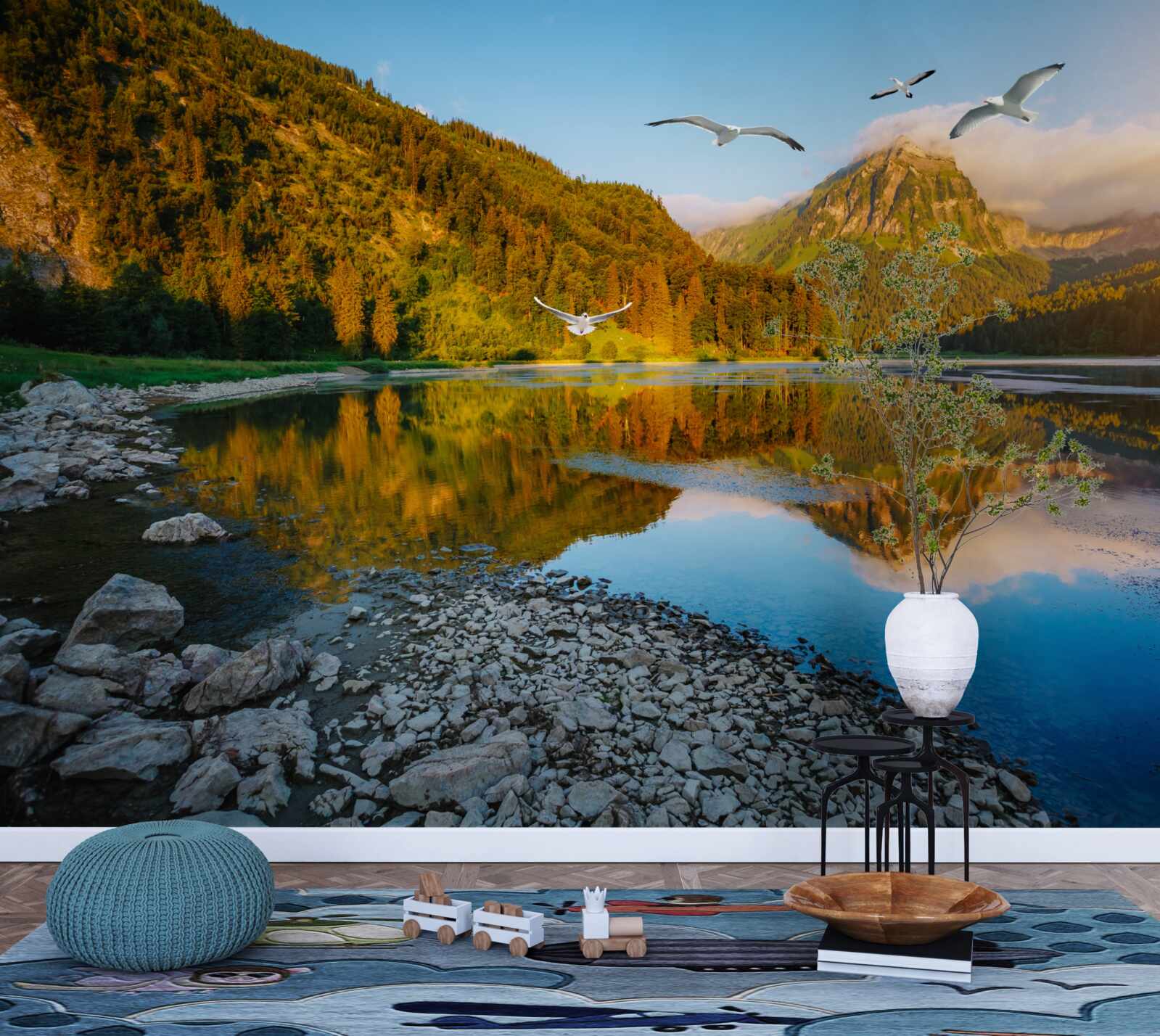 Papier peint oiseaux volant au-dessus des eaux de montagne