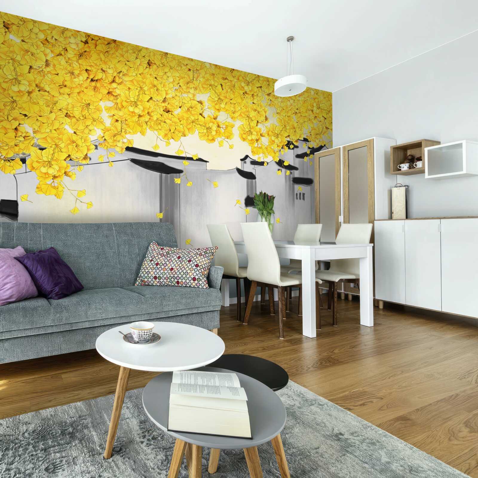 Papier peint des plantes luxuriantes s'élèvent au-dessus des toits des bâtiments