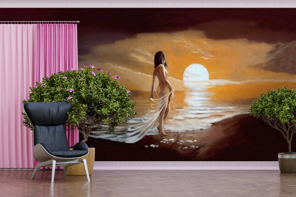 Papier peint une jeune fille regarde le coucher de soleil au bord de la mer