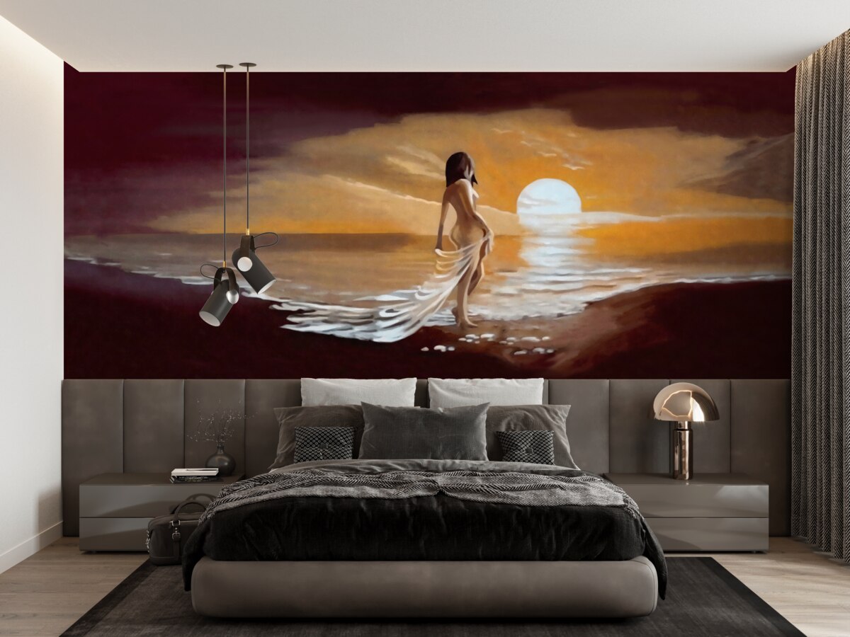 Papier peint une jeune fille regarde le coucher de soleil au bord de la mer