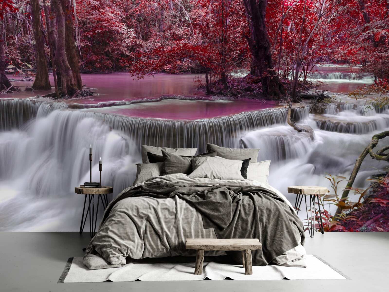 Papier peint chute d'eau automnale dans la forêt en couleurs rouges