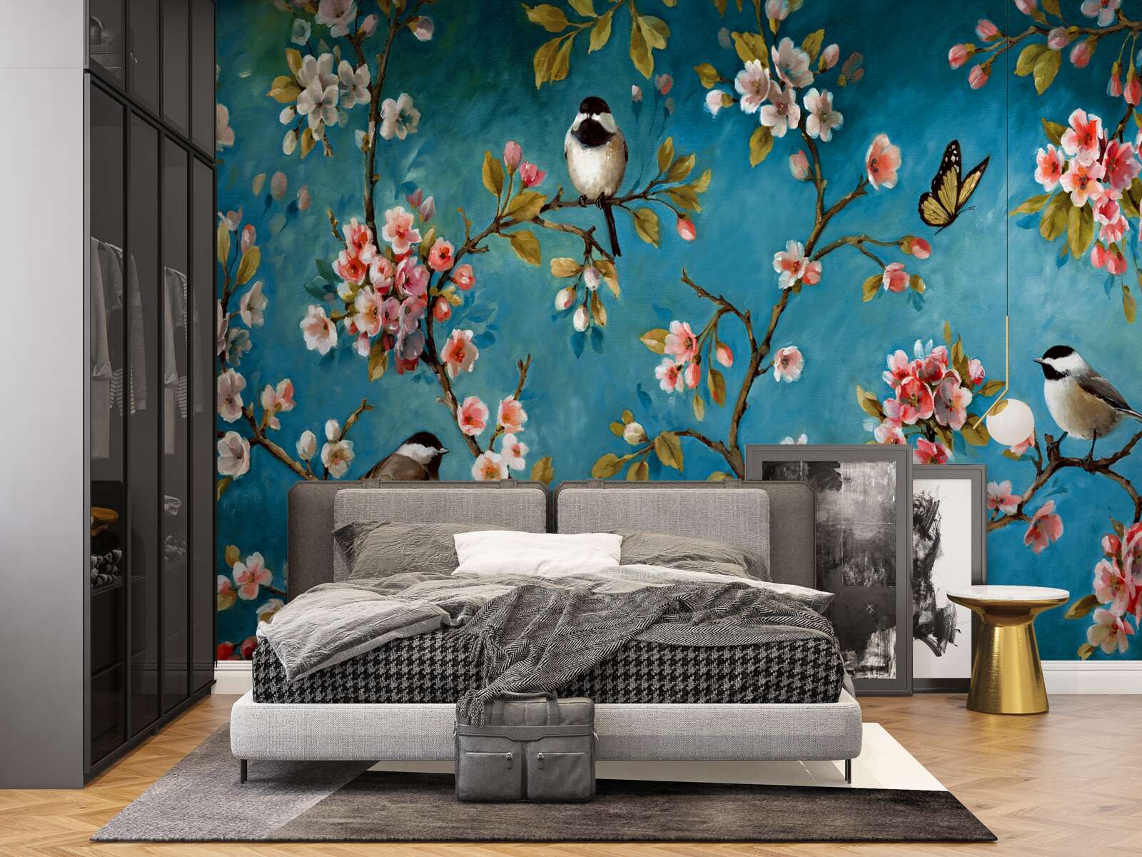 Papier peint branches fleuries avec oiseaux sur fond de ciel azur