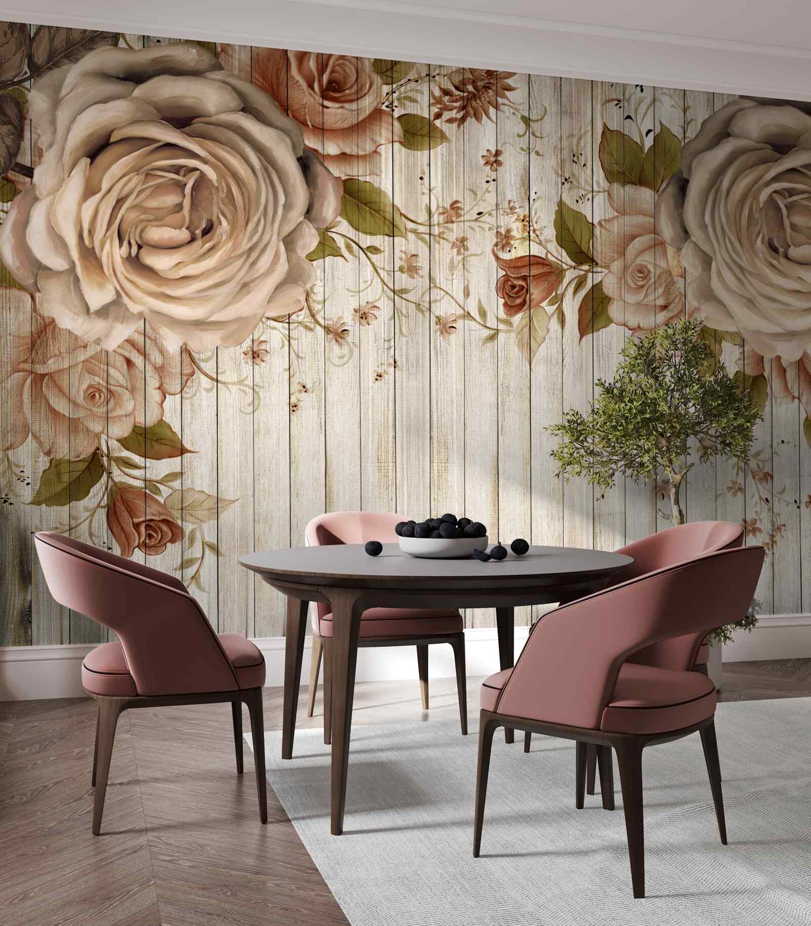 Papier peint Roses fraîches dans des tons crème délicats sur un parquet clair