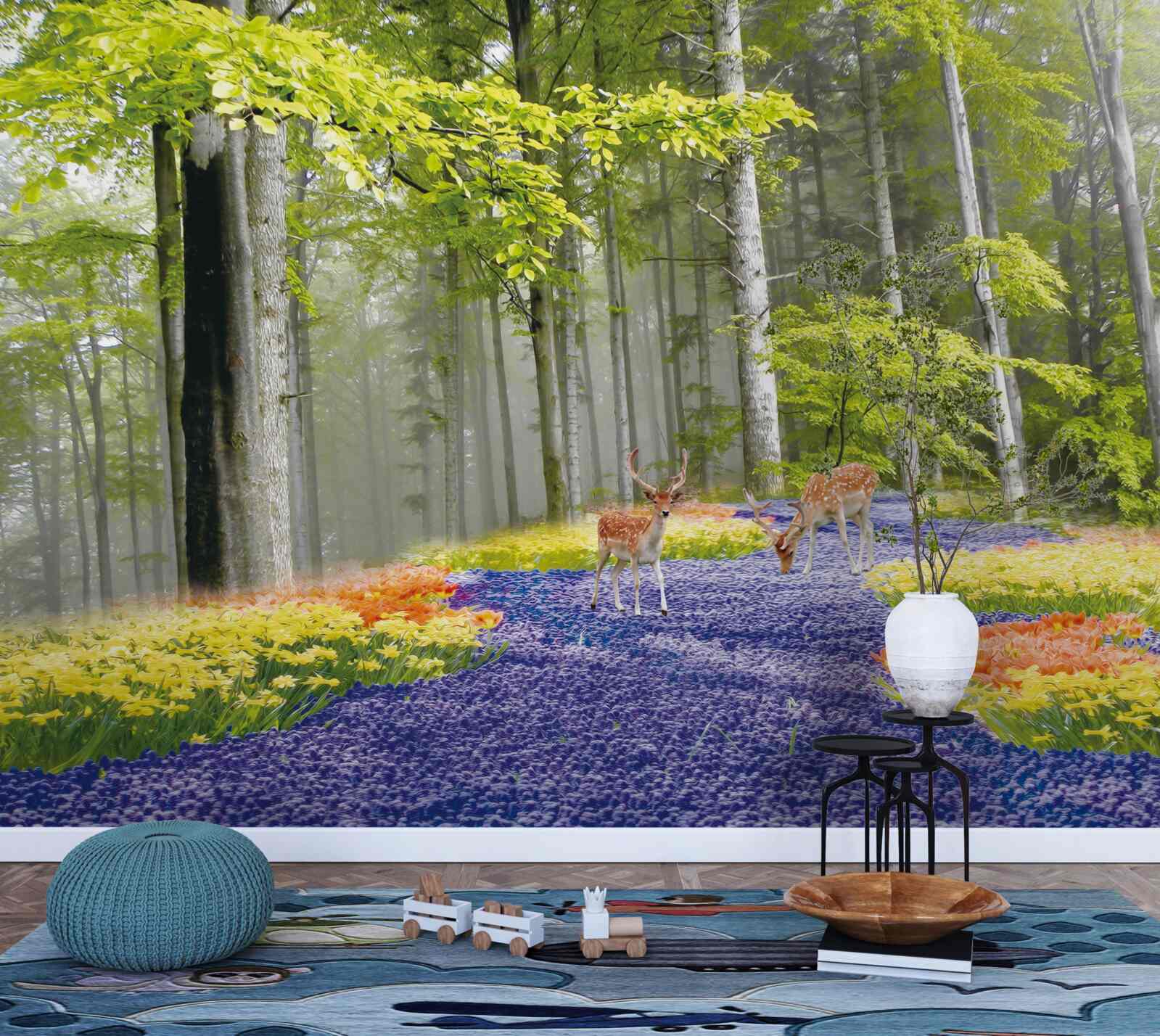Papier peint des cerfs se promènent dans une forêt verdoyante