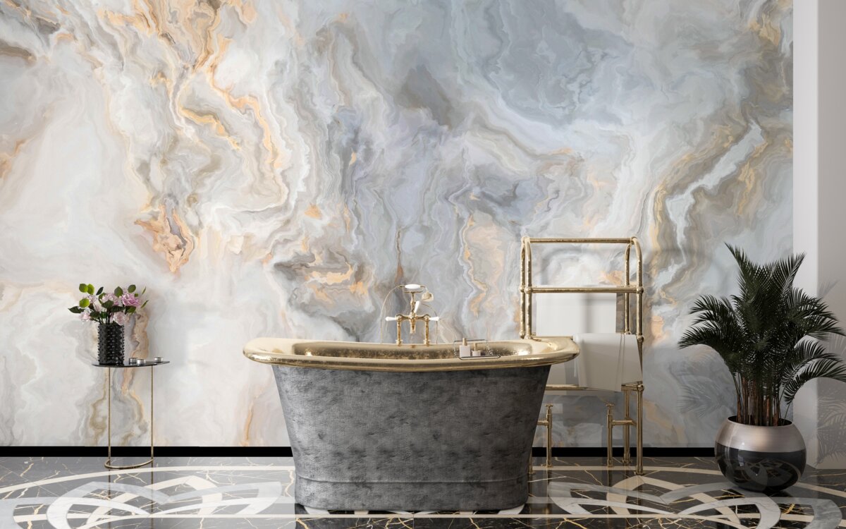 Papier peint fond gris, décoré de tons dorés