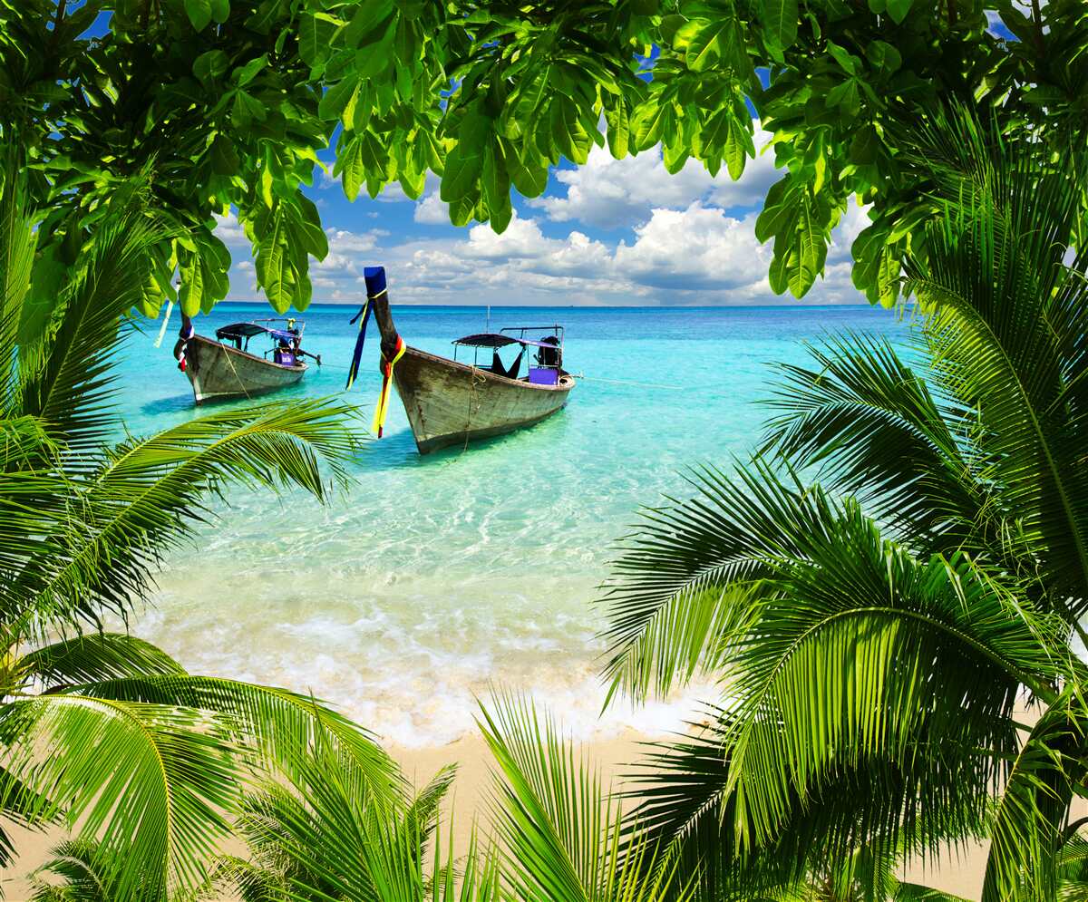 Papier peint navires près de la côte