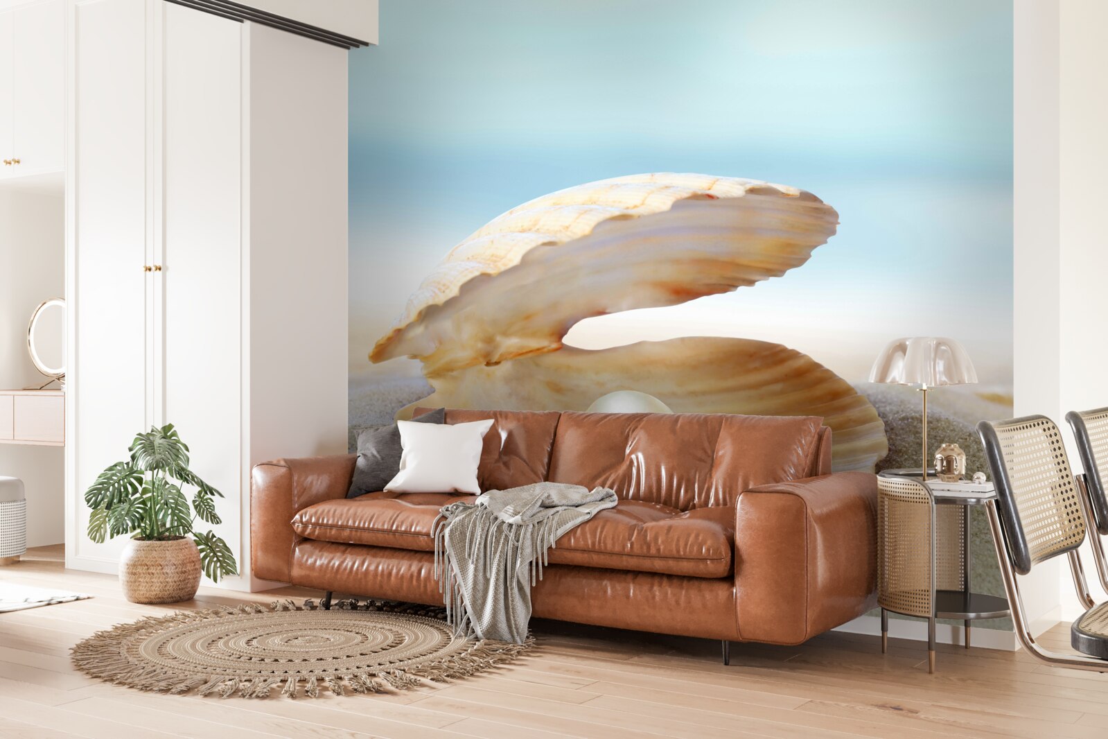 Papier peint perle dans un coquillage sur la côte