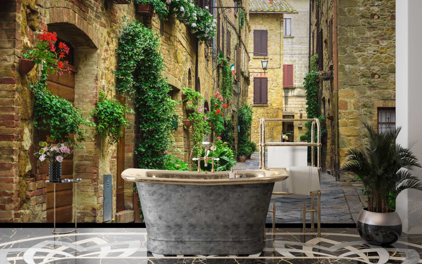 Papier peint rue historique entourée de verdure
