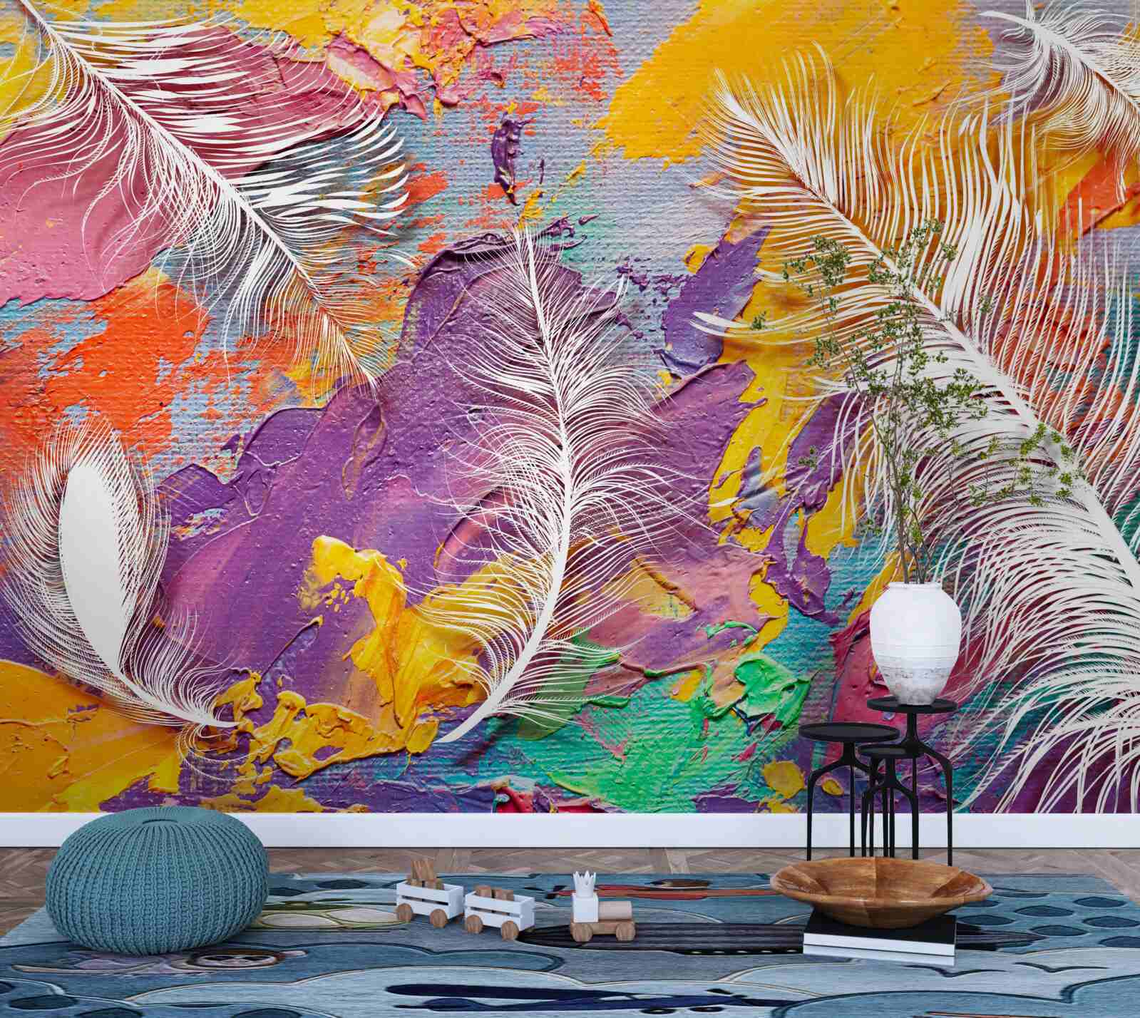 Papier peint tons intenses et plumes blanches