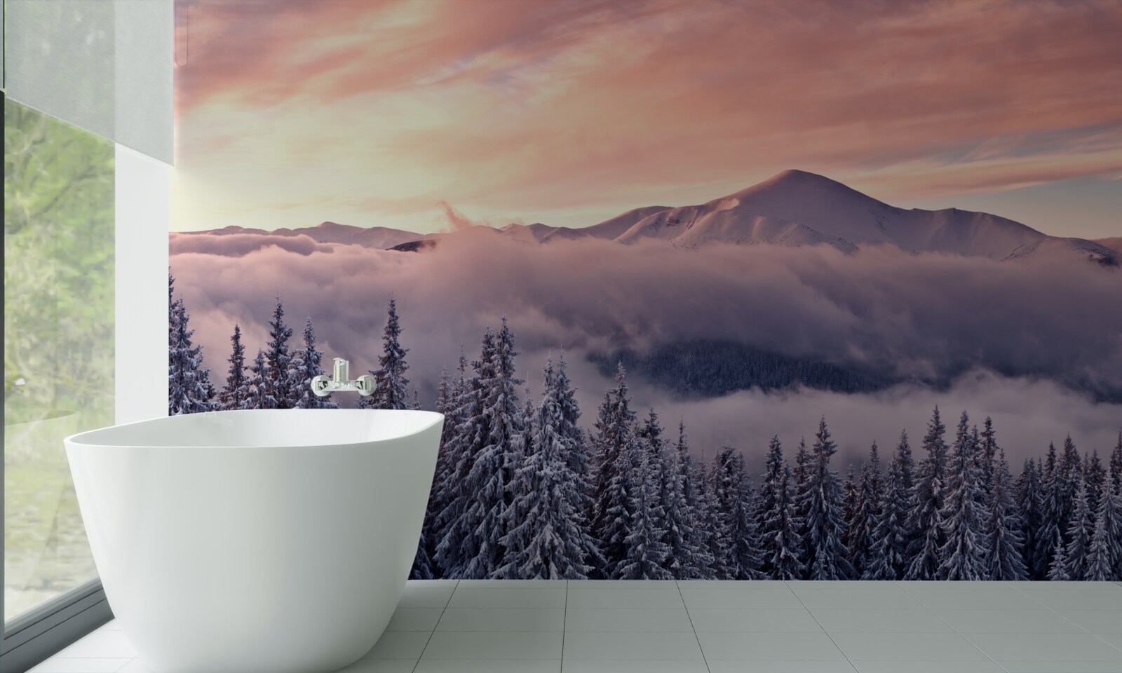 Papier peint Le coucher de soleil enveloppé de brume dans les montagnes peint l'espace dans des tons roses et froids.