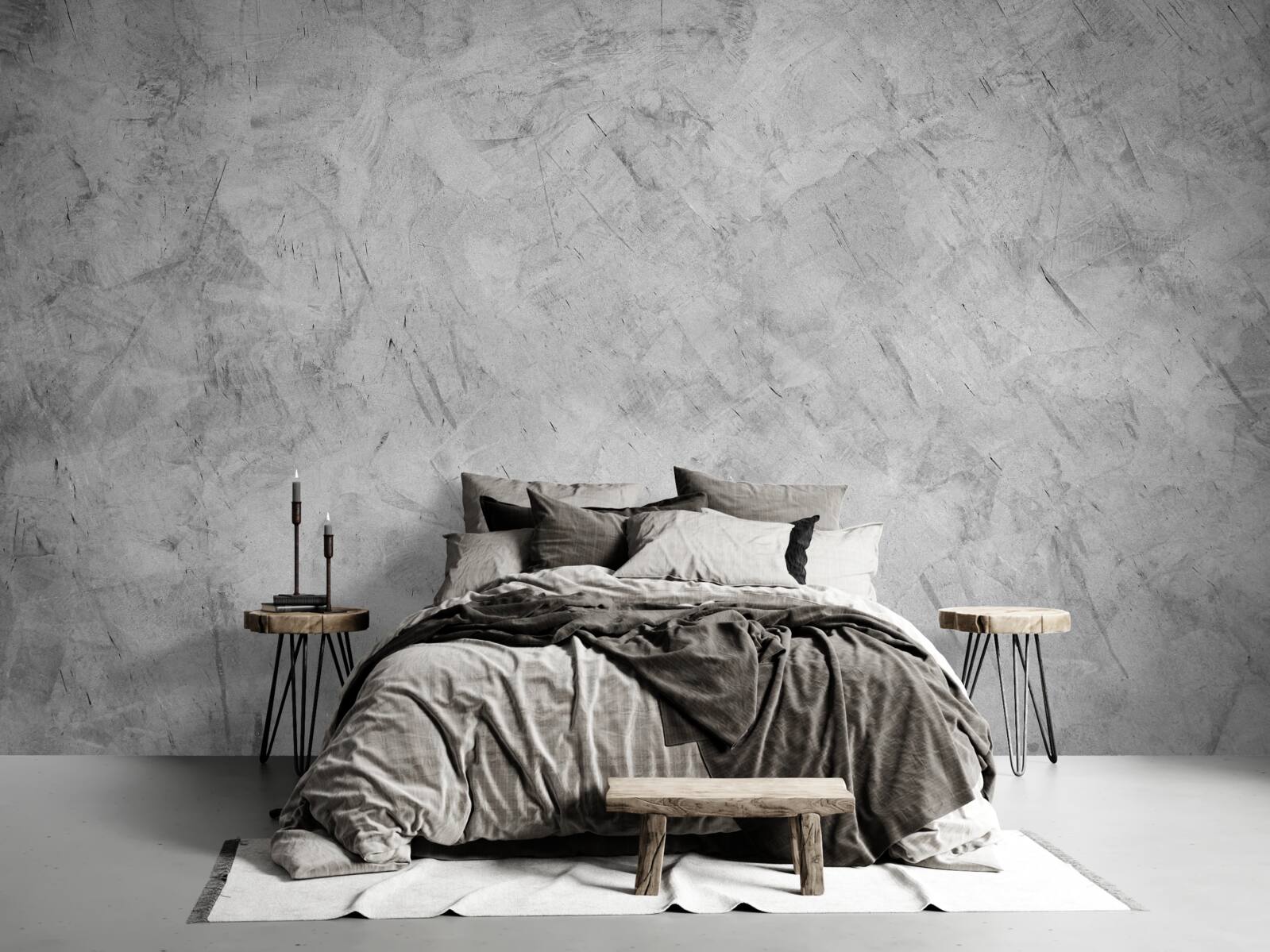 Papier peint forte pluie dans une forêt plongée dans le brouillard