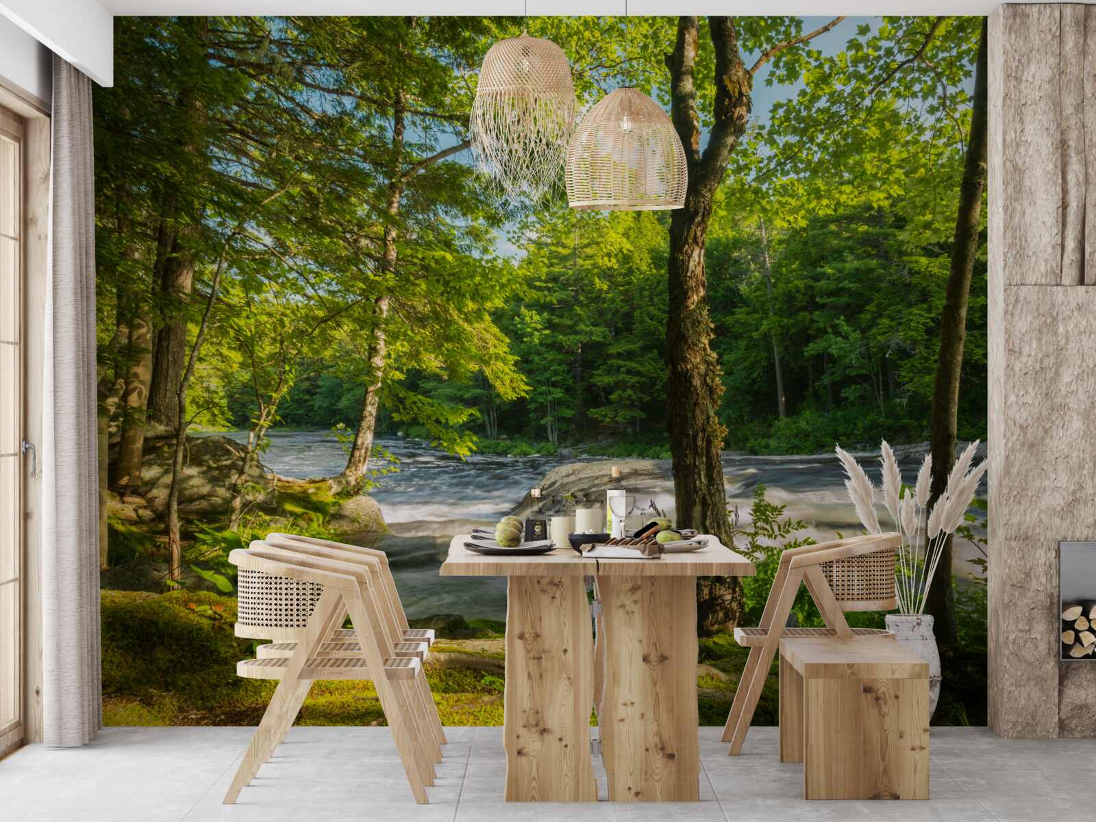 Papier peint une rivière bruyante dans les montagnes qui coule à travers une forêt ensoleillée