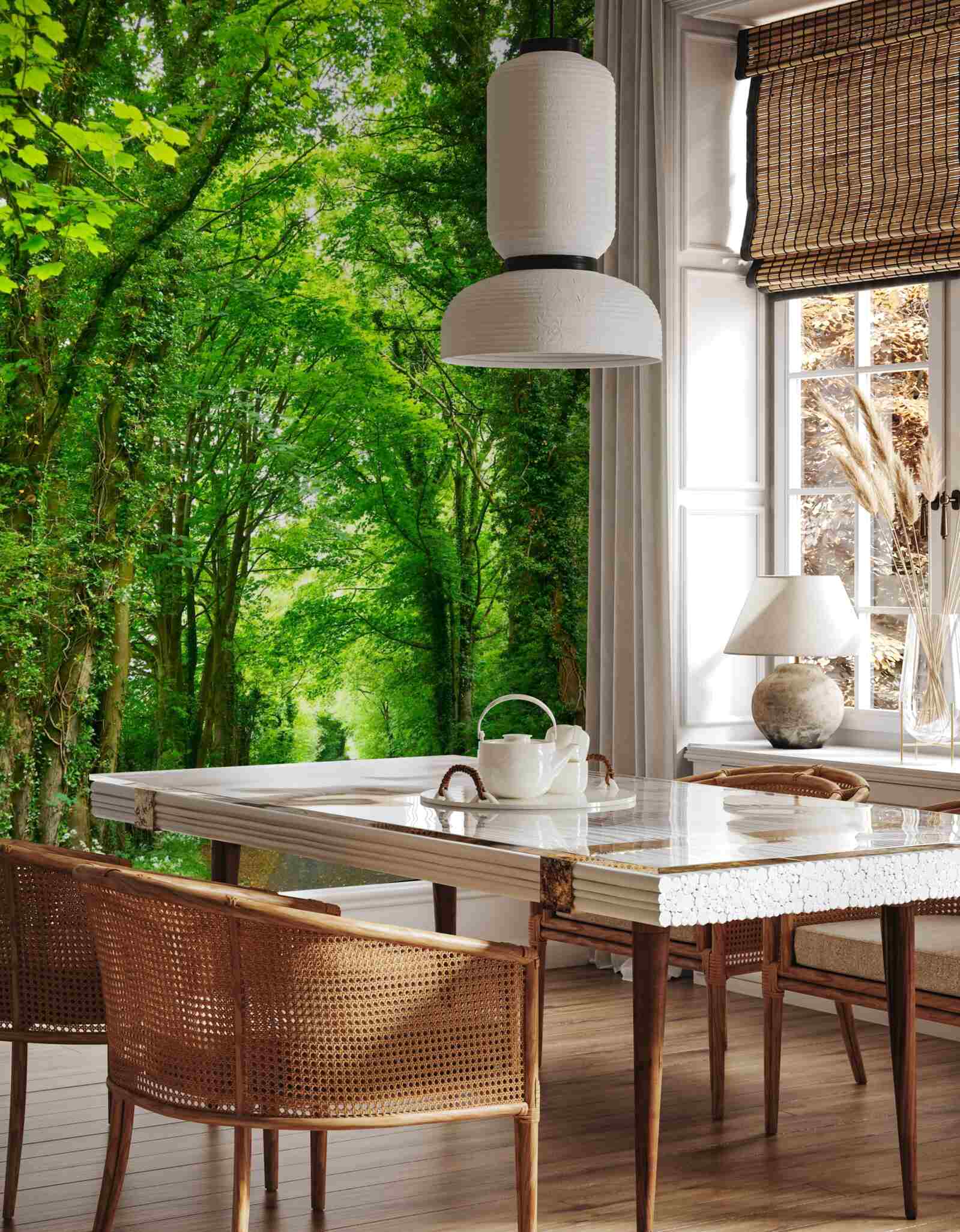 Papier peint des arcs d'arbres verts s'élèvent au-dessus du chemin