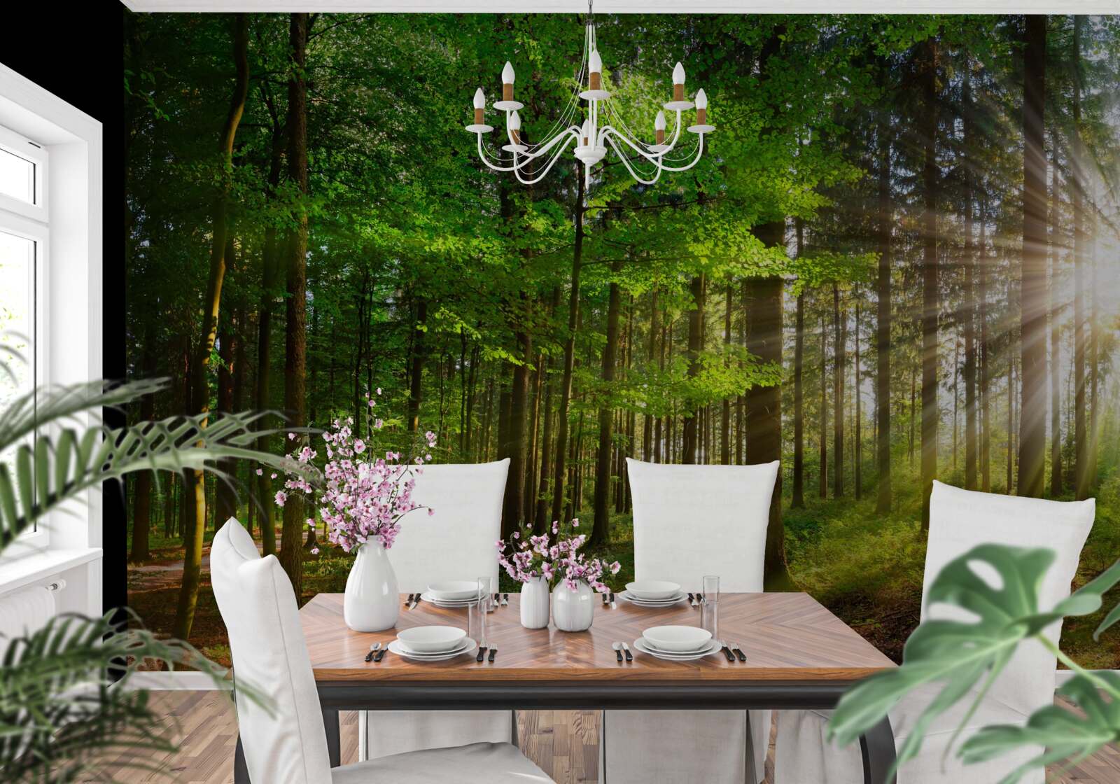 Papier peint soleil éclatant dans une forêt couverte de feuilles vertes