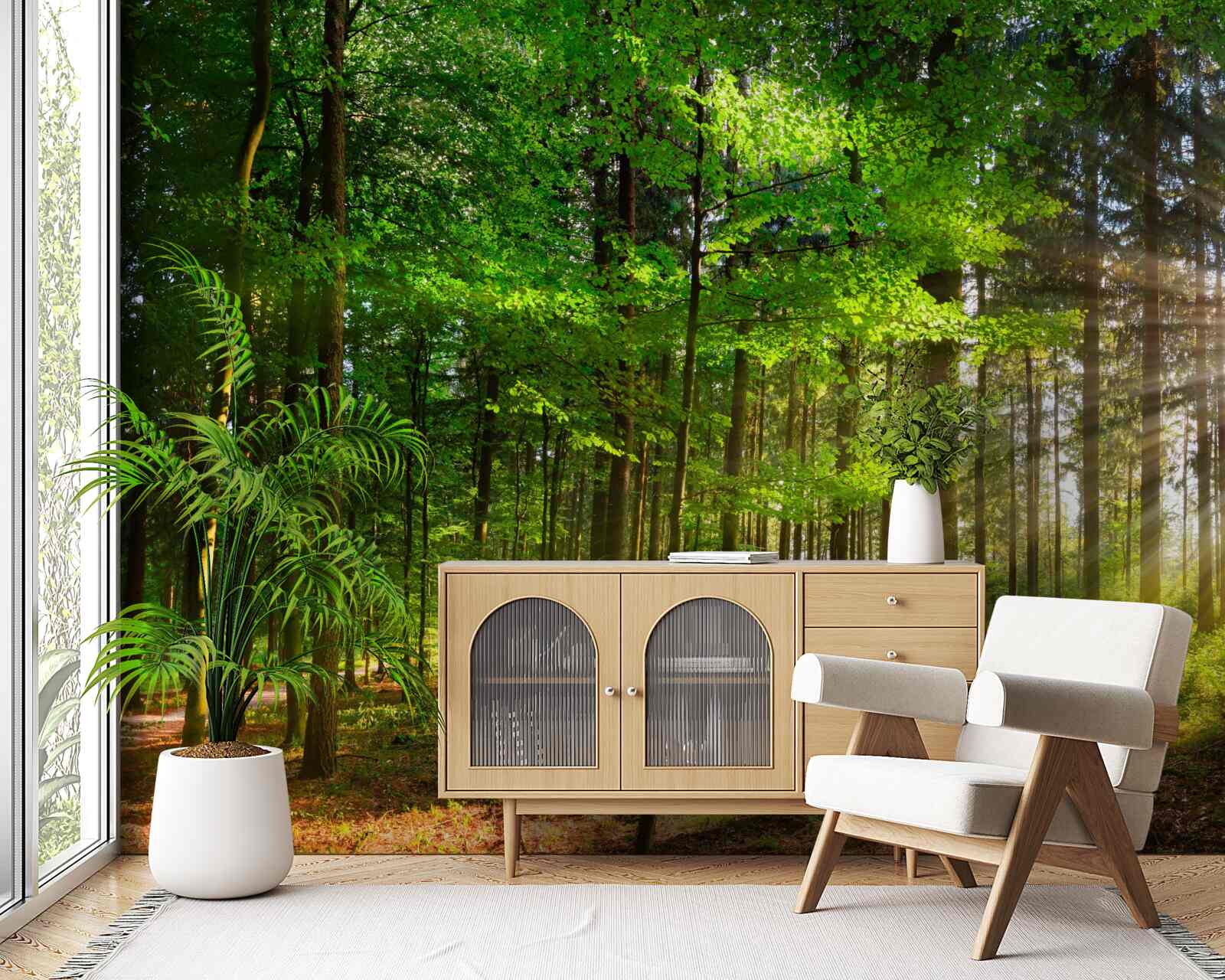 Papier peint soleil éclatant dans une forêt couverte de feuilles vertes