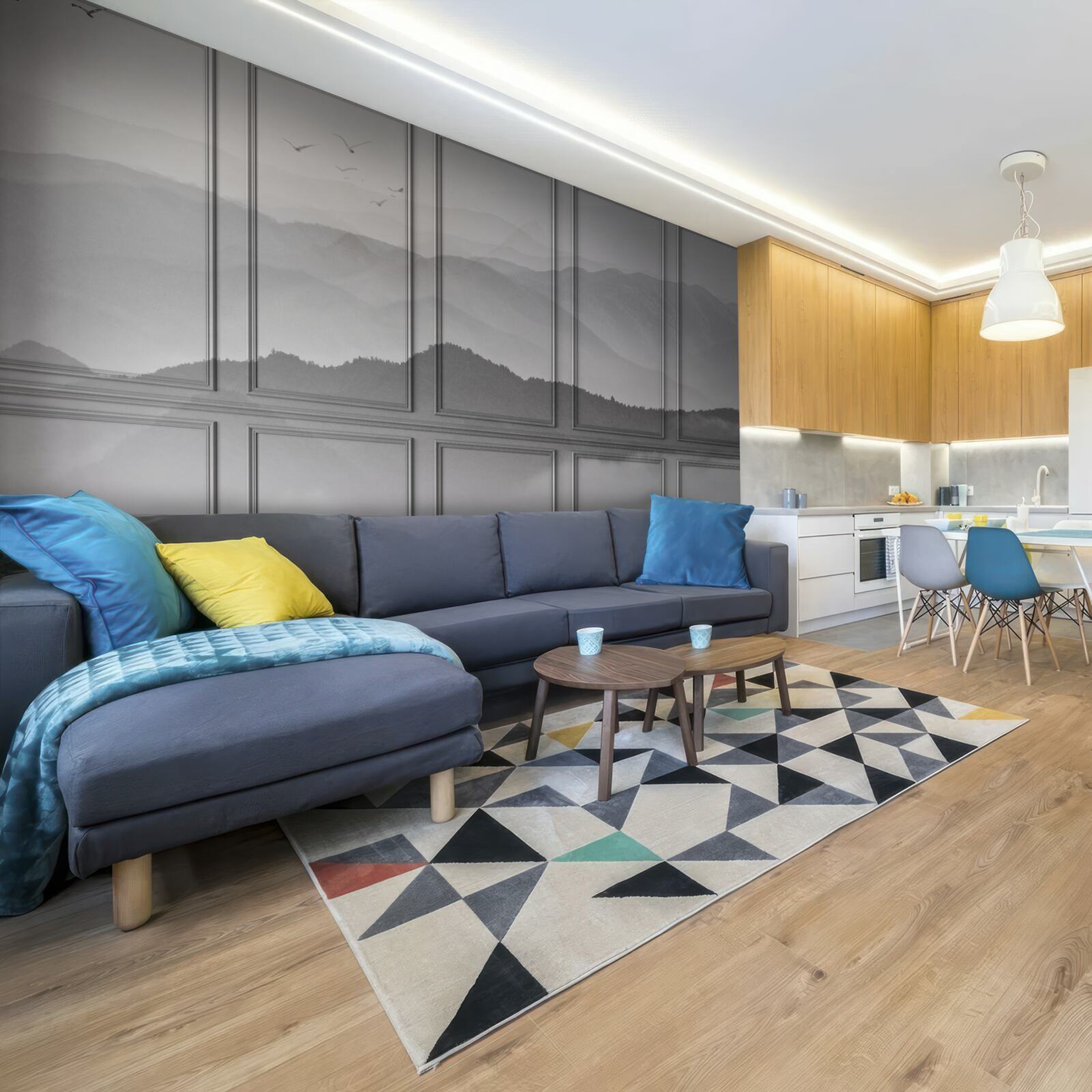 Papier peint les montagnes sont recouvertes d'un brouillard de plus en plus dense