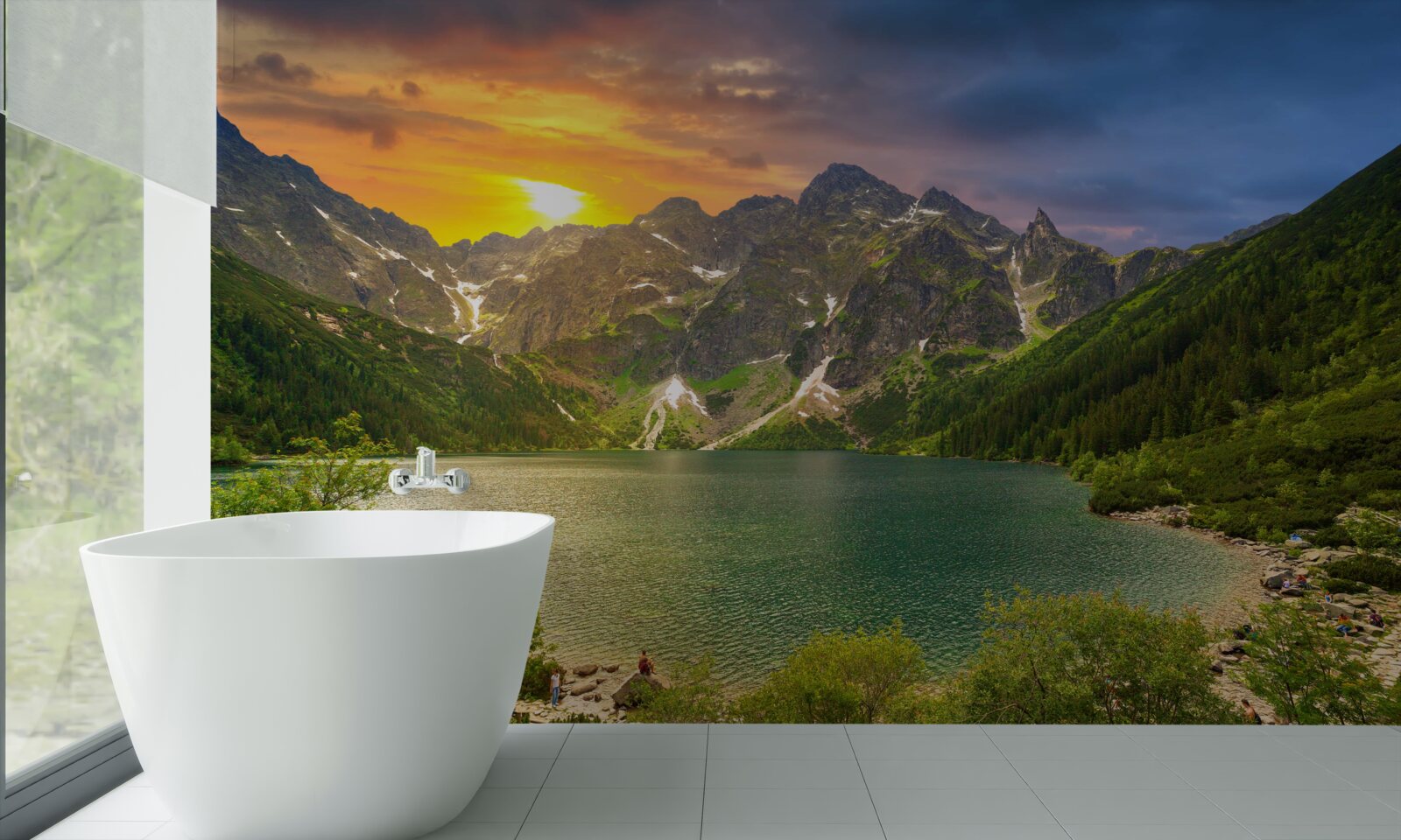 Papier peint coucher de soleil spectaculaire derrière les chaînes de montagnes près du lac