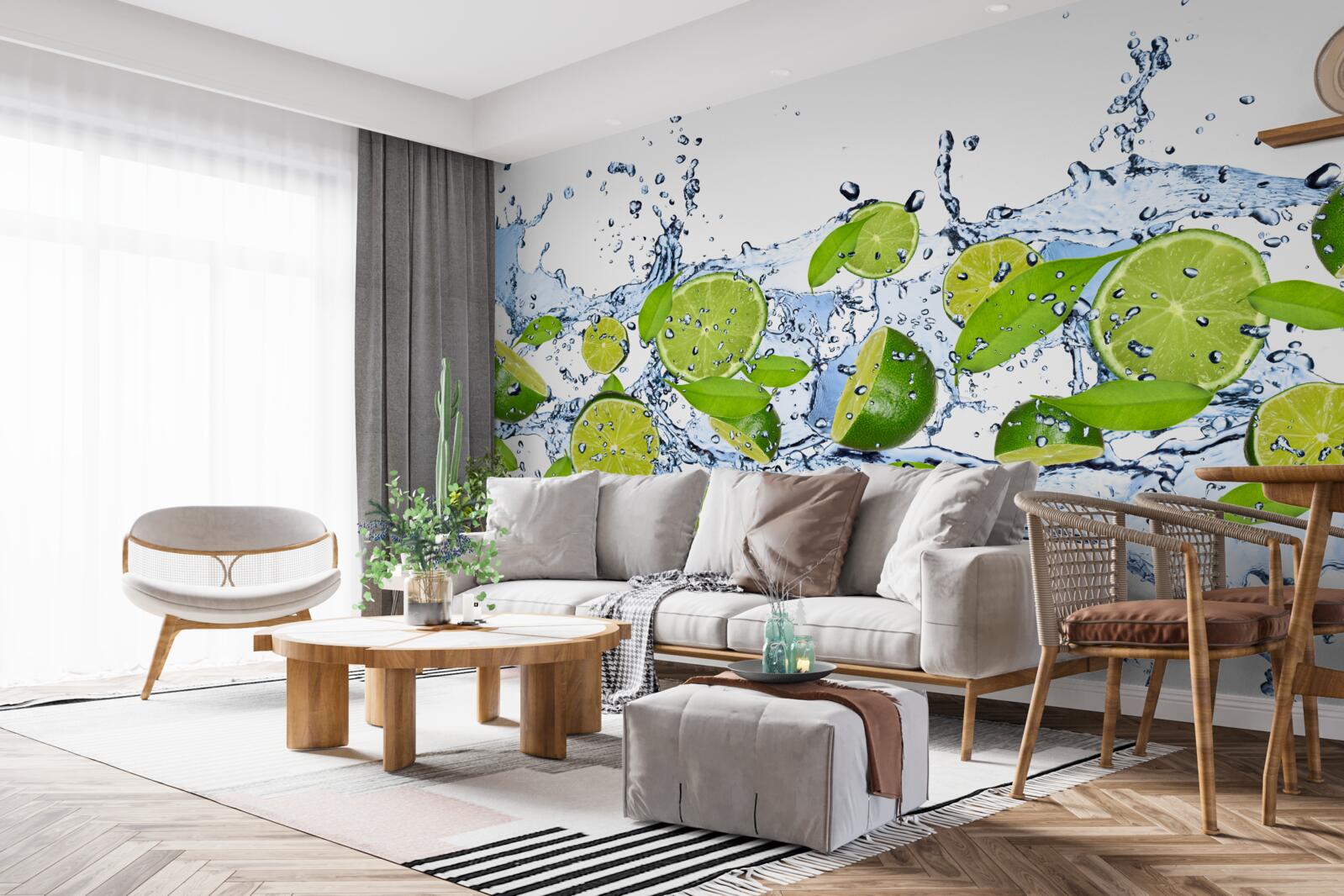 Papier peint citrons verts coupés en tranches et plongés dans l'eau