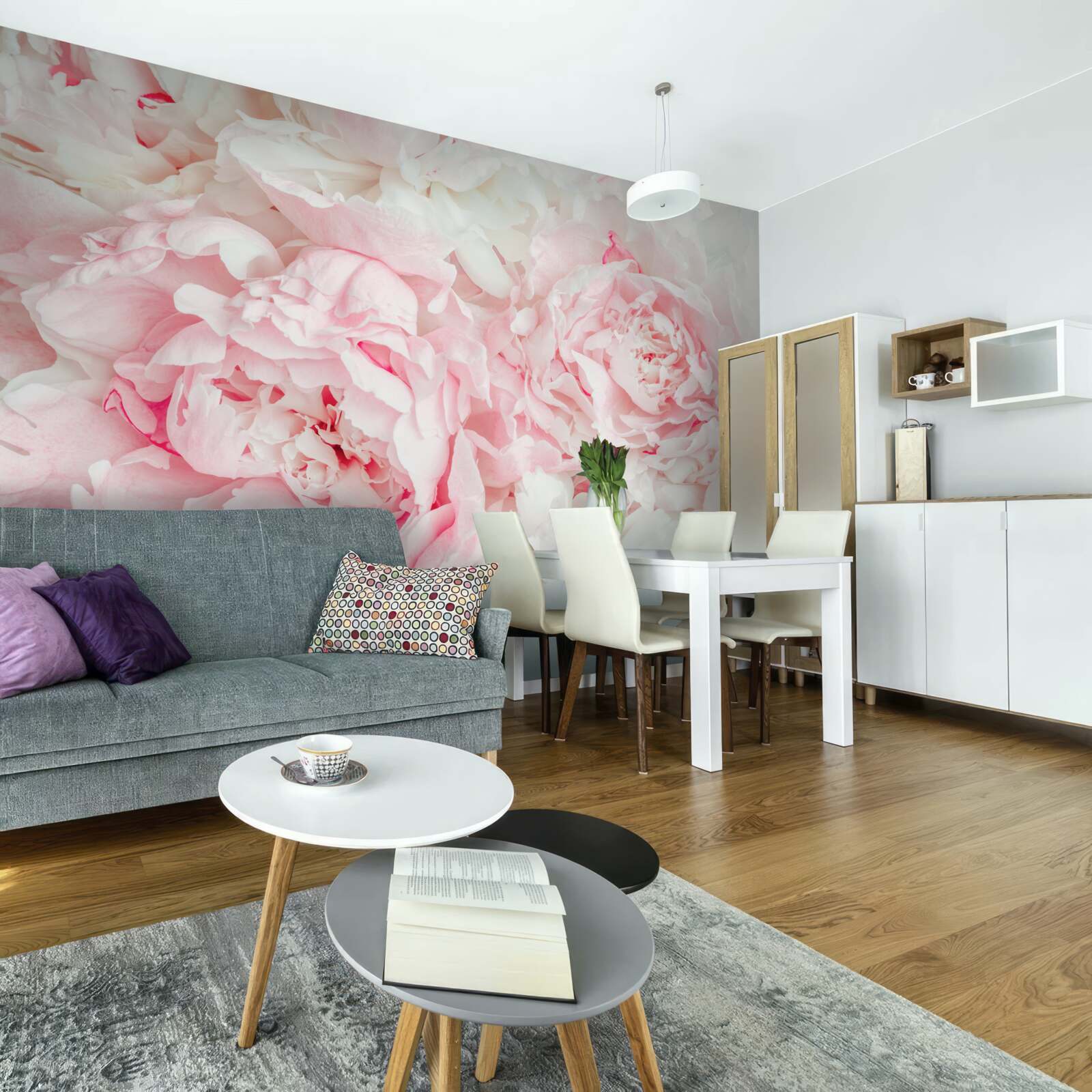 Papier peint fleurs blanches avec de grandes feuilles