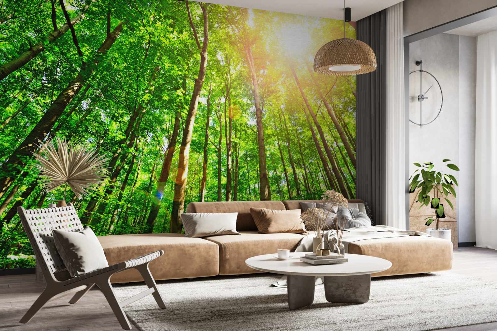 Papier peint la lumière riche du soleil perce à travers les lisières denses de la forêt