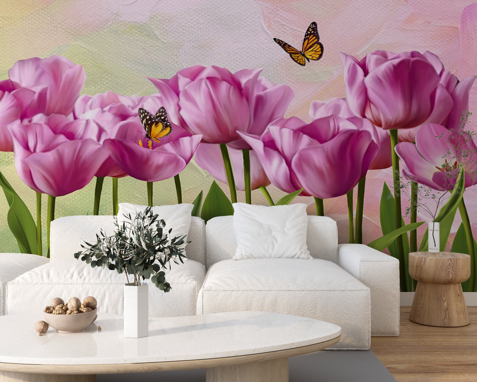 Papier peint papillons et tulipes violettes dans les champs