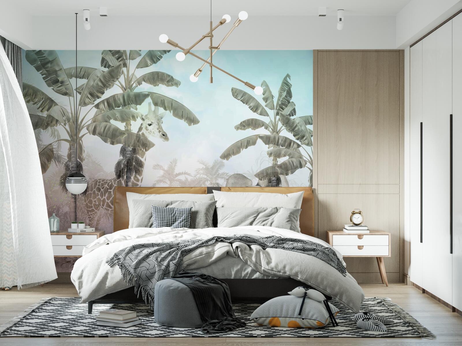 Papier peint grands palmiers à larges feuilles et animaux divers