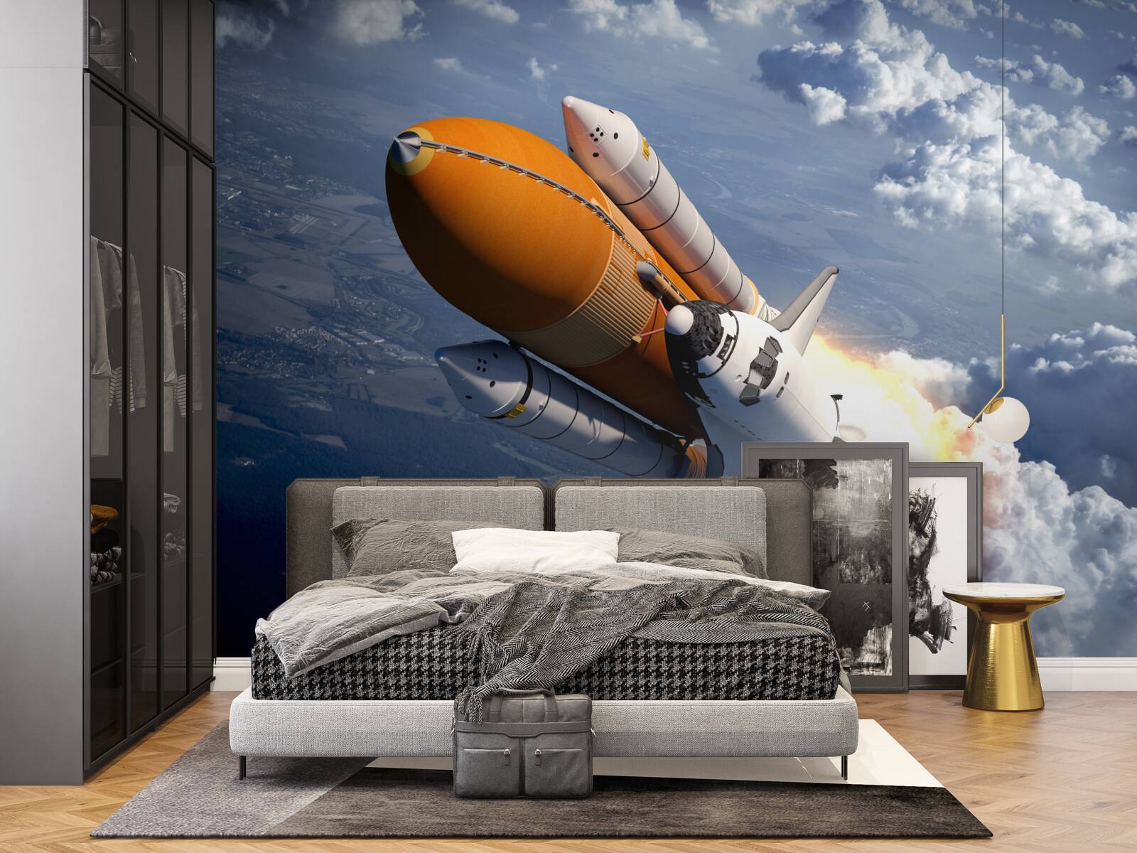 Papier peint une fusée vole parmi les nuages